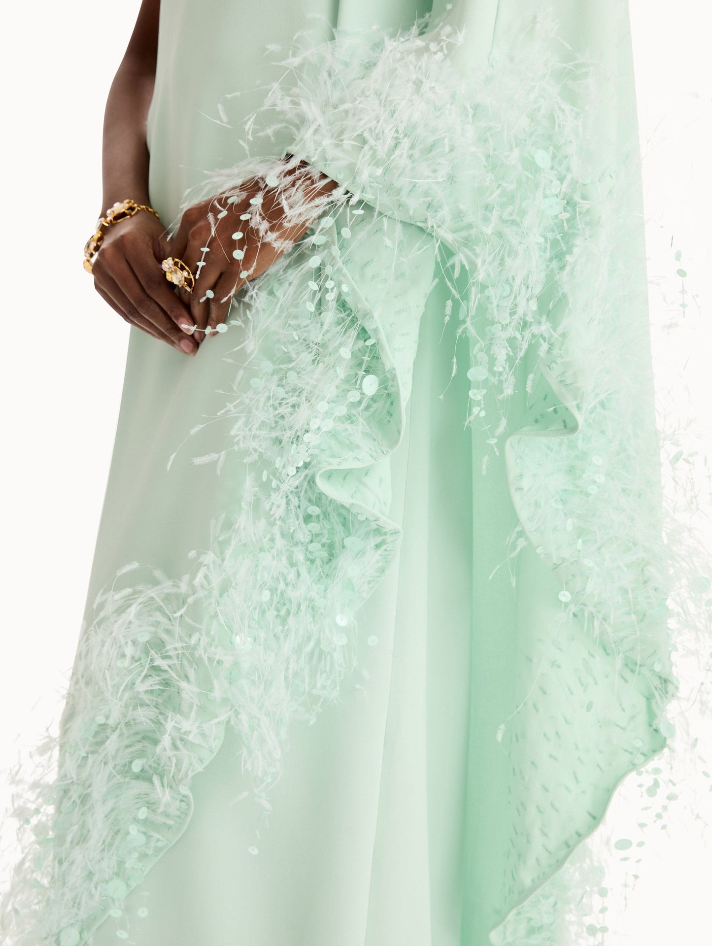 Point d’Esprit Feather Embroidered Caftan Frosted mint / Oscar de la Renta