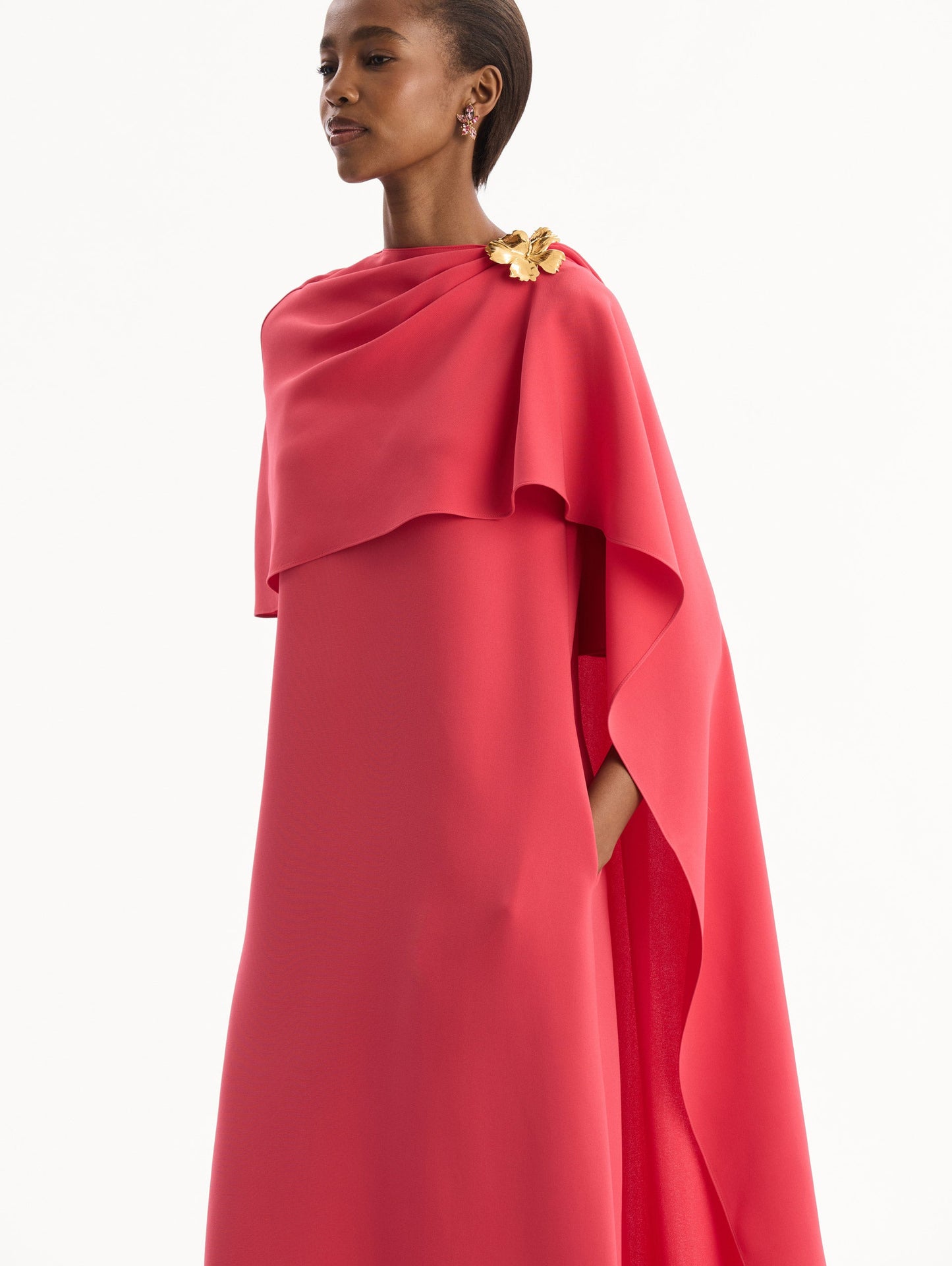 Hibiscus Brooch Georgette Caftan Hot pink / Oscar de la Renta