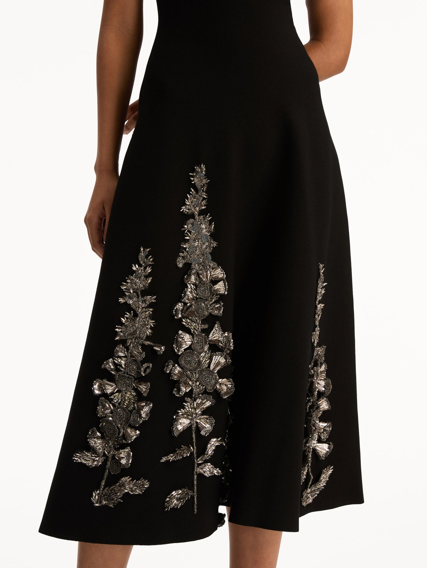 Foxglove Sequin Embroidered Knit Dress Black / Oscar de la Renta