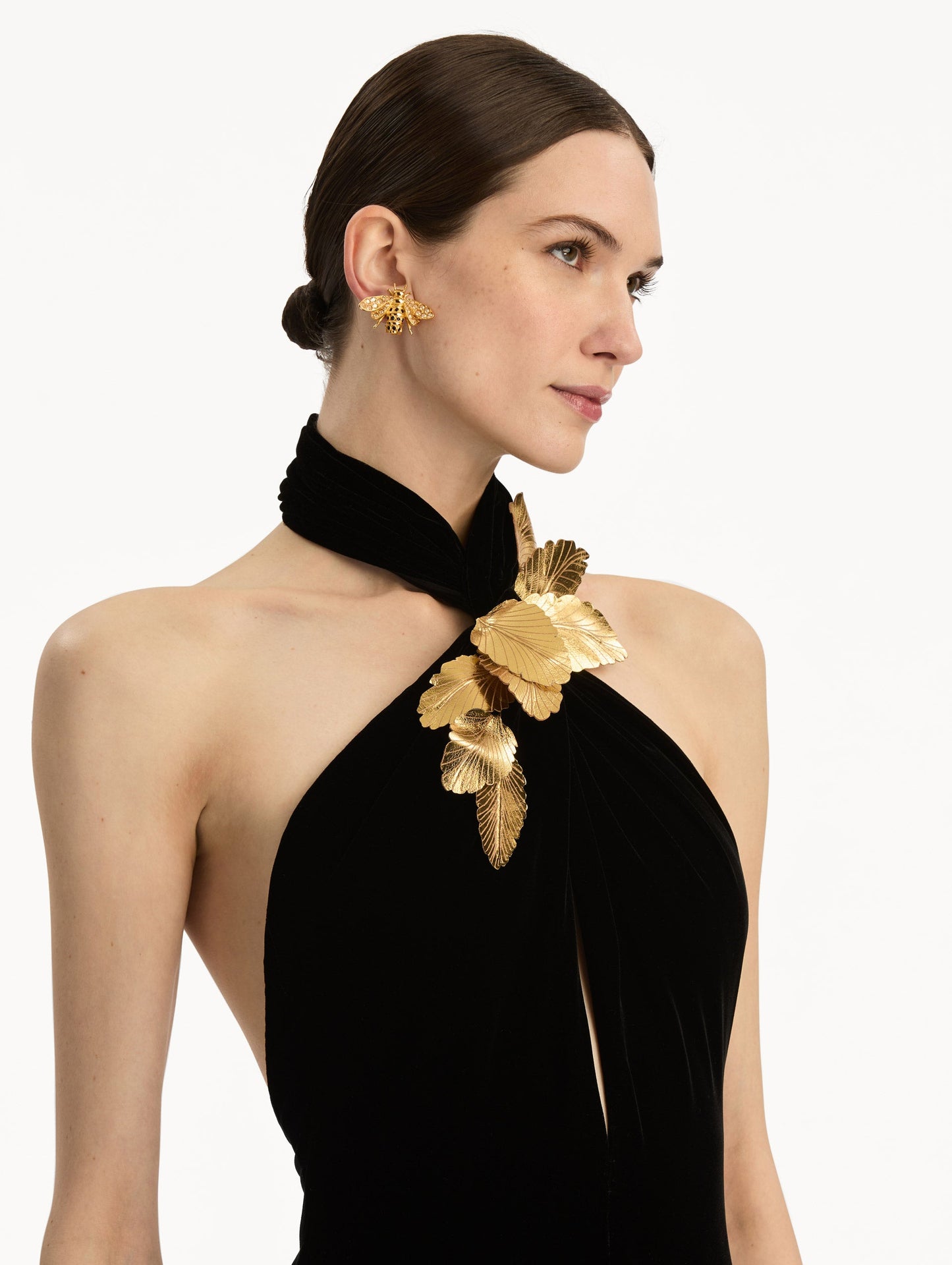 Gold Leaf Embroidered Velvet Gown Black / Oscar de la Renta