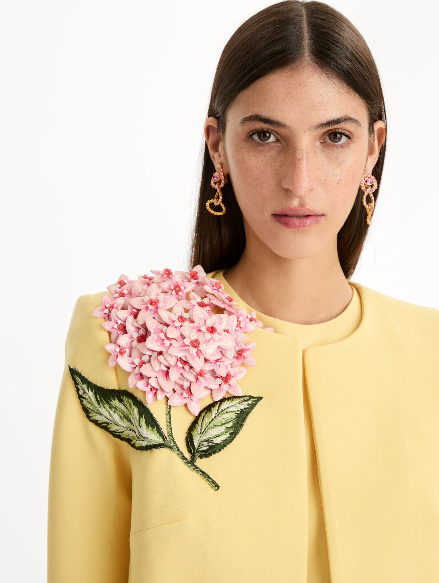 Porcelain Flower Embroidered Jacket Butter / Oscar de la Renta