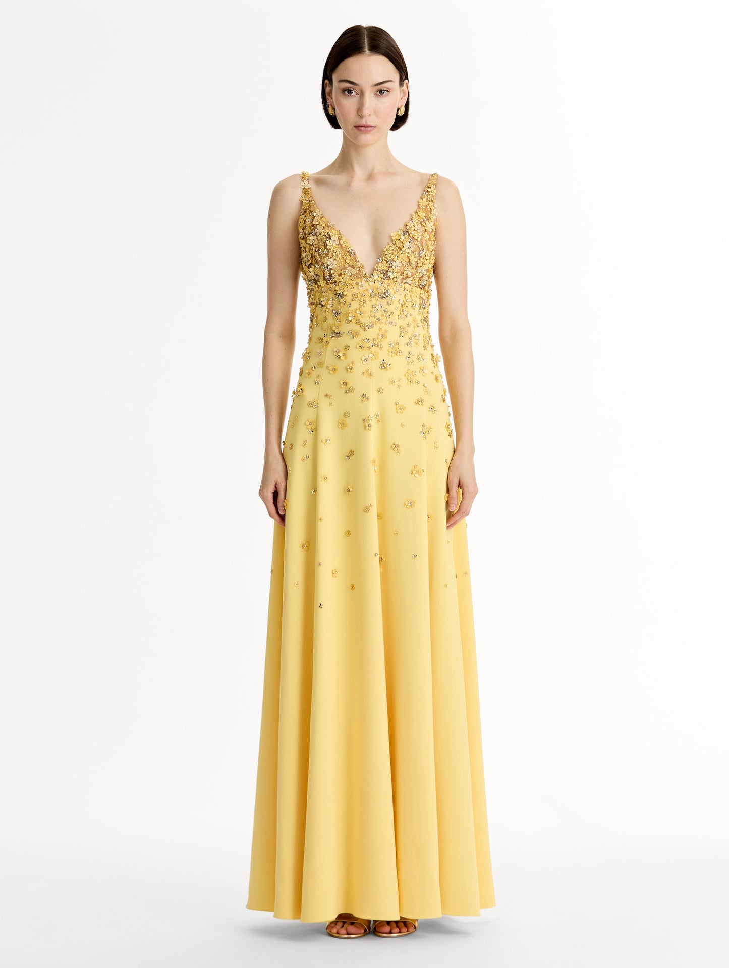Porcelain Flower Embroidered Sleeveless Gown Butter / Oscar de la Renta