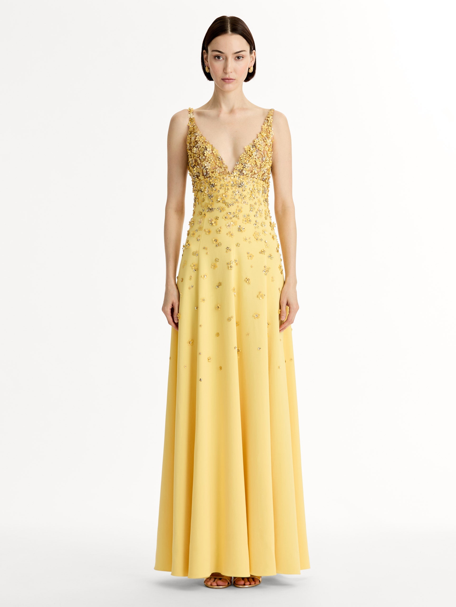 Porcelain Flower Embroidered Sleeveless Gown Butter / Oscar de la Renta