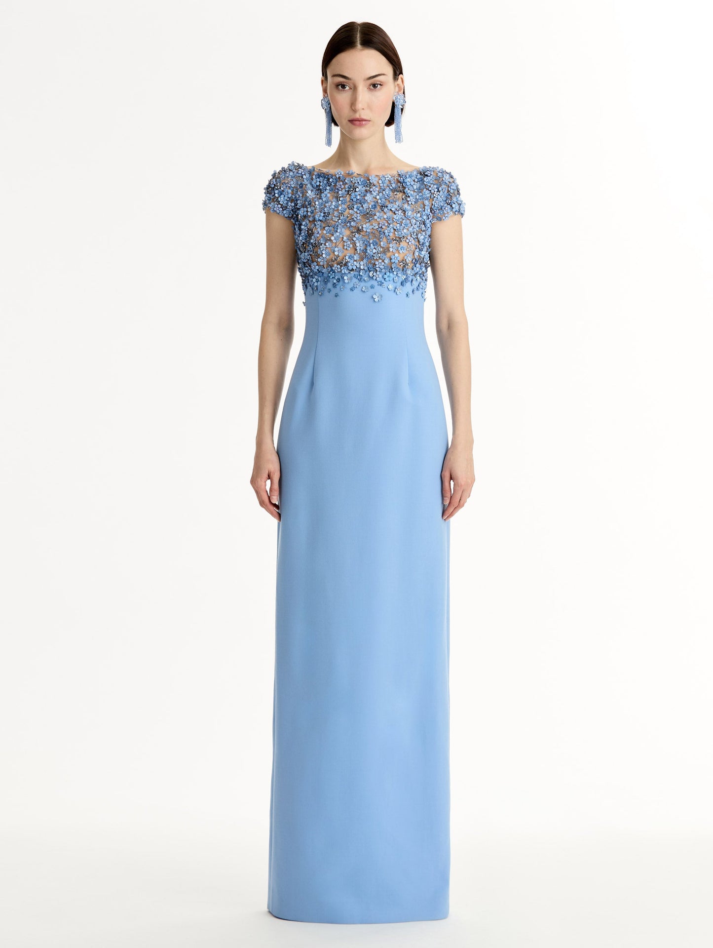 Porcelain Flower Embroidered Cap-Sleeve Gown Hydrangea / Oscar de la Renta