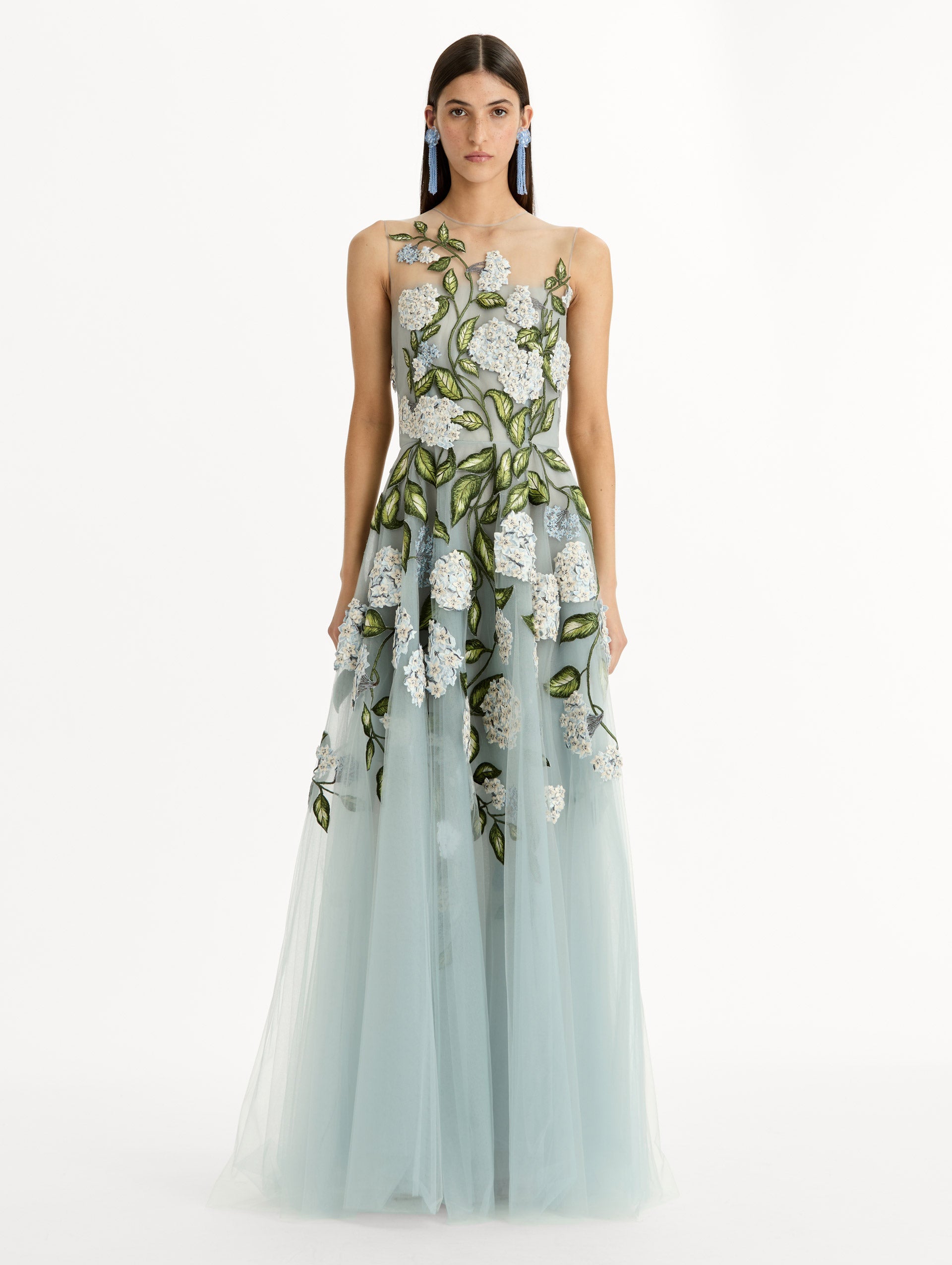 Porcelain Flower Embroidered Gown Light blue multi / Oscar de la Renta