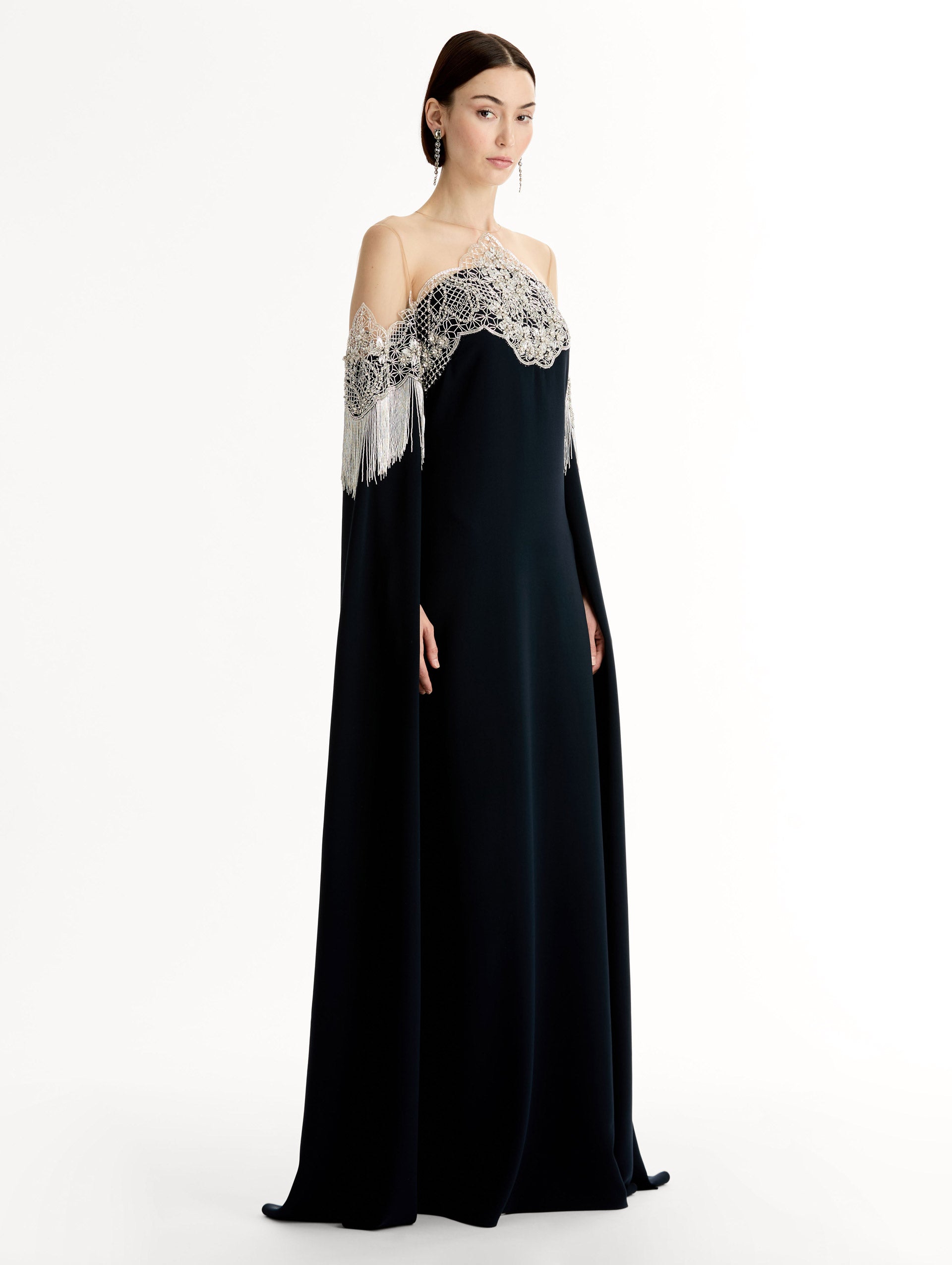 Porcelain Flower Lattice Fringe Caftan Navy / Oscar de la Renta
