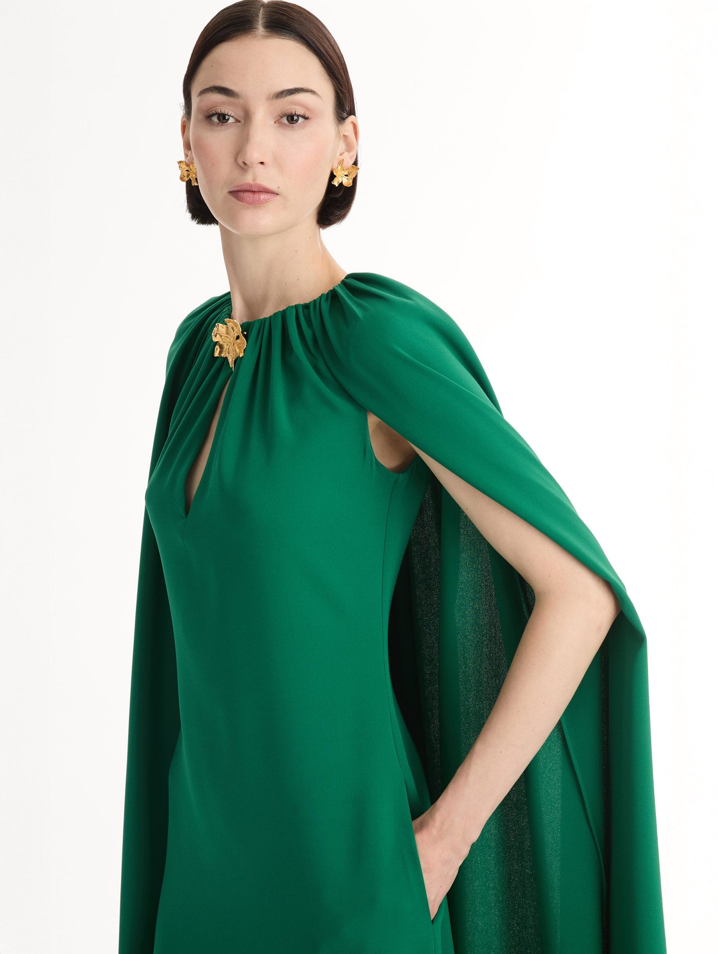 Cyclamen-Detailed Georgette Caftan Malachite / Oscar de la Renta