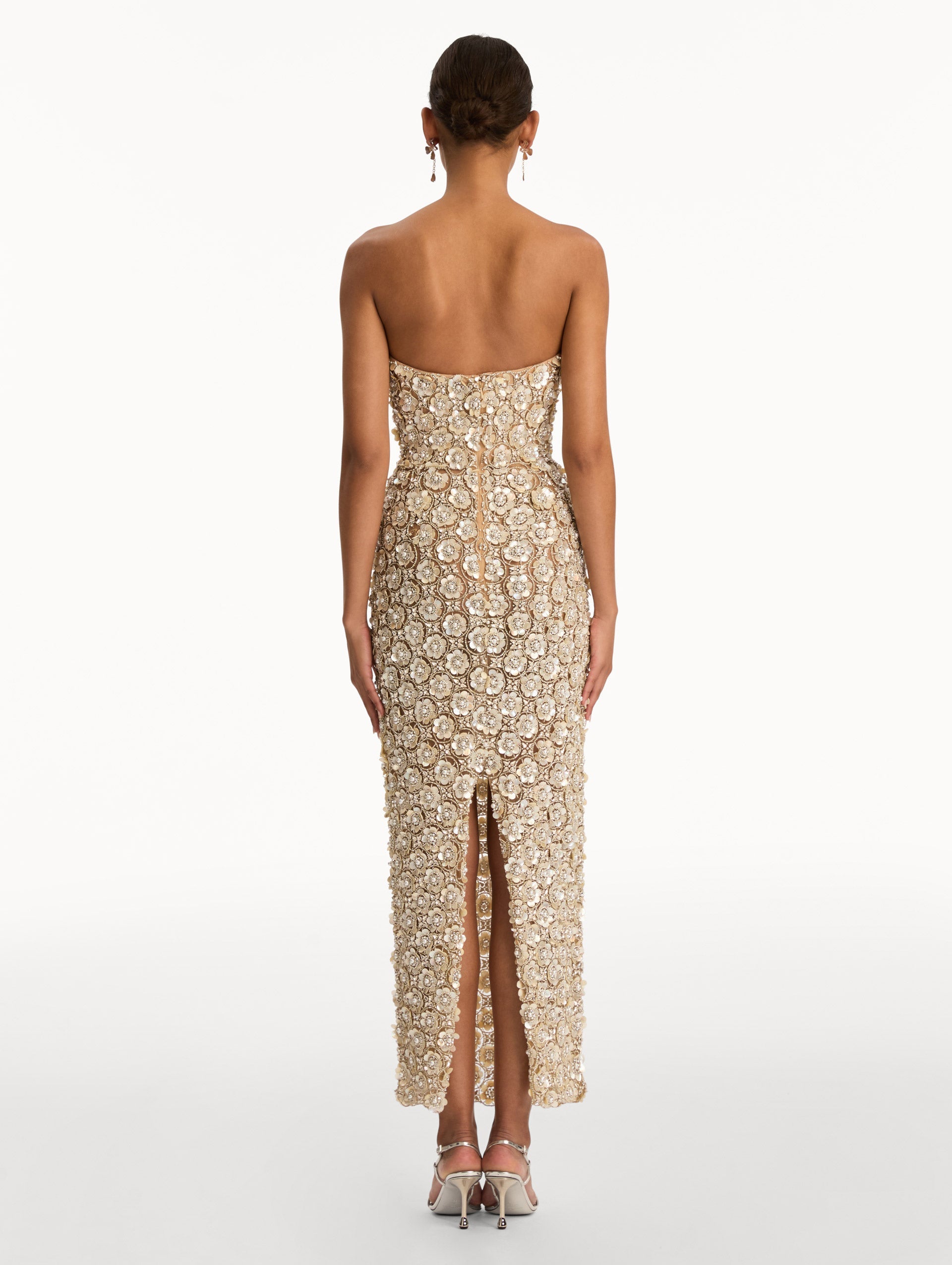 Mother of Pearl Embroidered Column Gown Silver / Oscar de la Renta