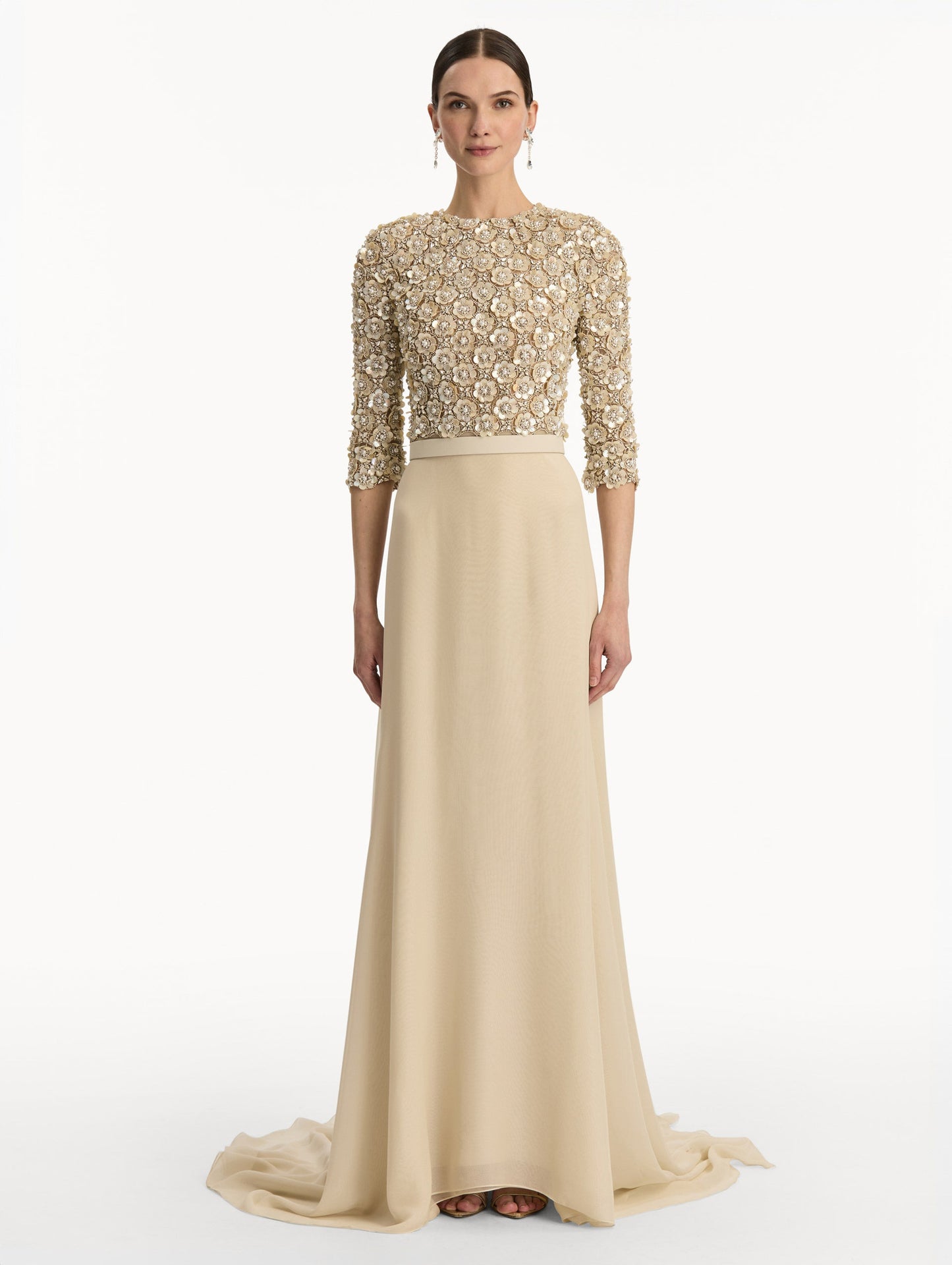 Mother of Pearl Embroidered Gown Oyster / Oscar de la Renta