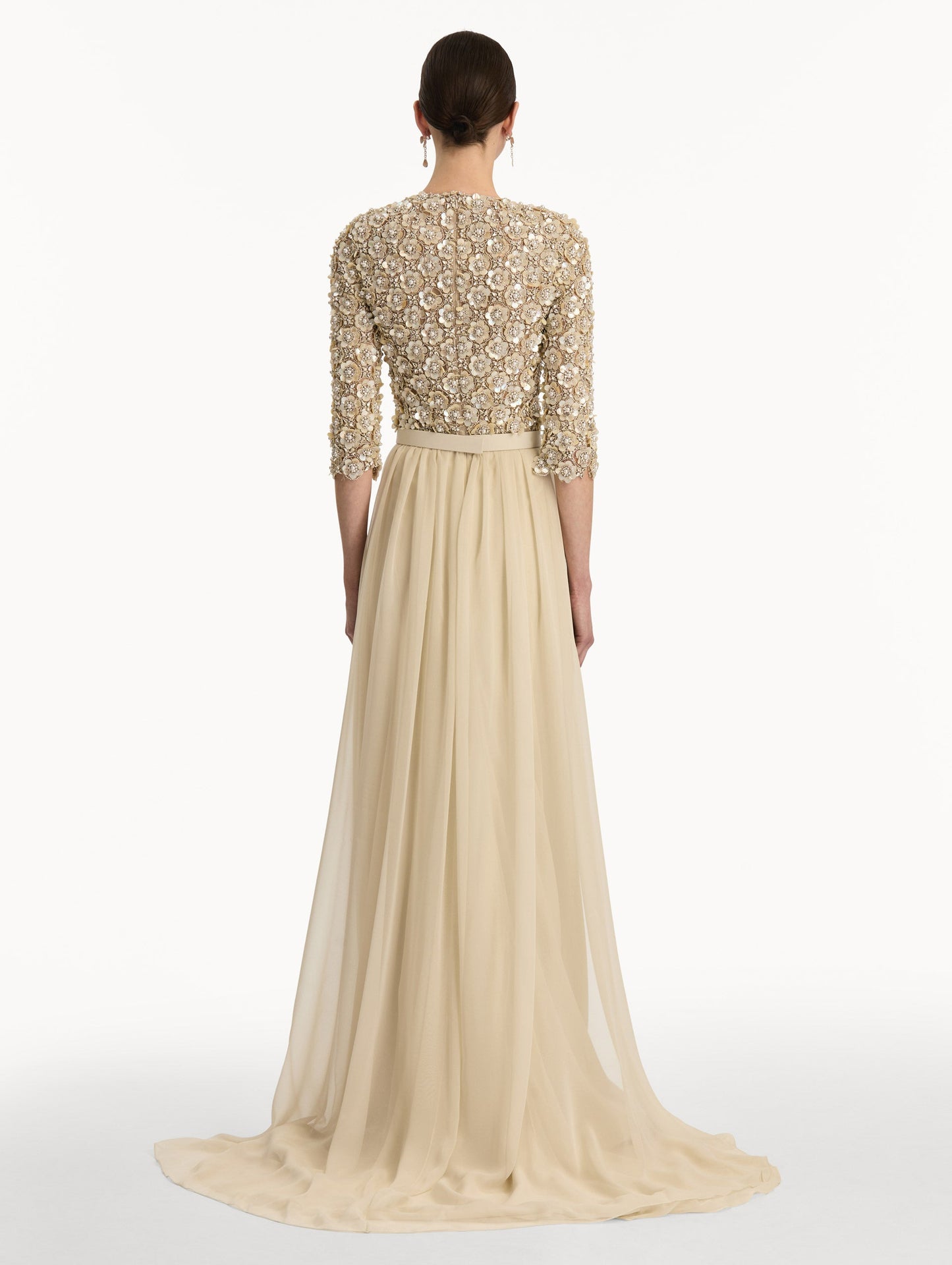 Mother of Pearl Embroidered Gown Oyster / Oscar de la Renta