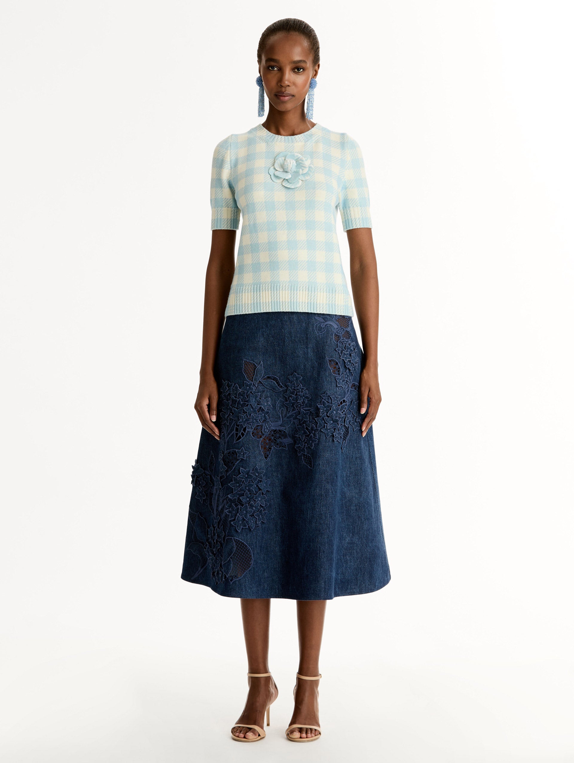 Gingham Pullover with Floral Appliqué Ice/white / Oscar de la Renta