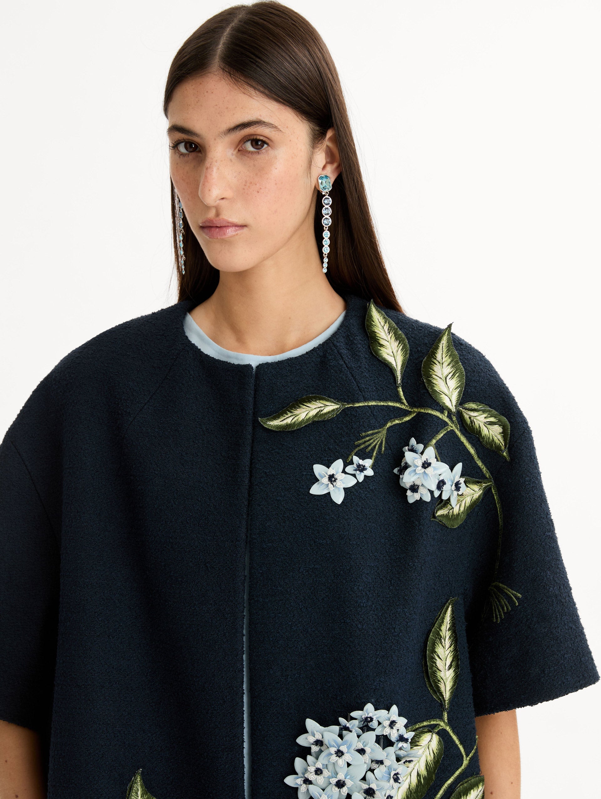 Porcelain Flower Embroidered Coat Navy/denim / Oscar de la Renta