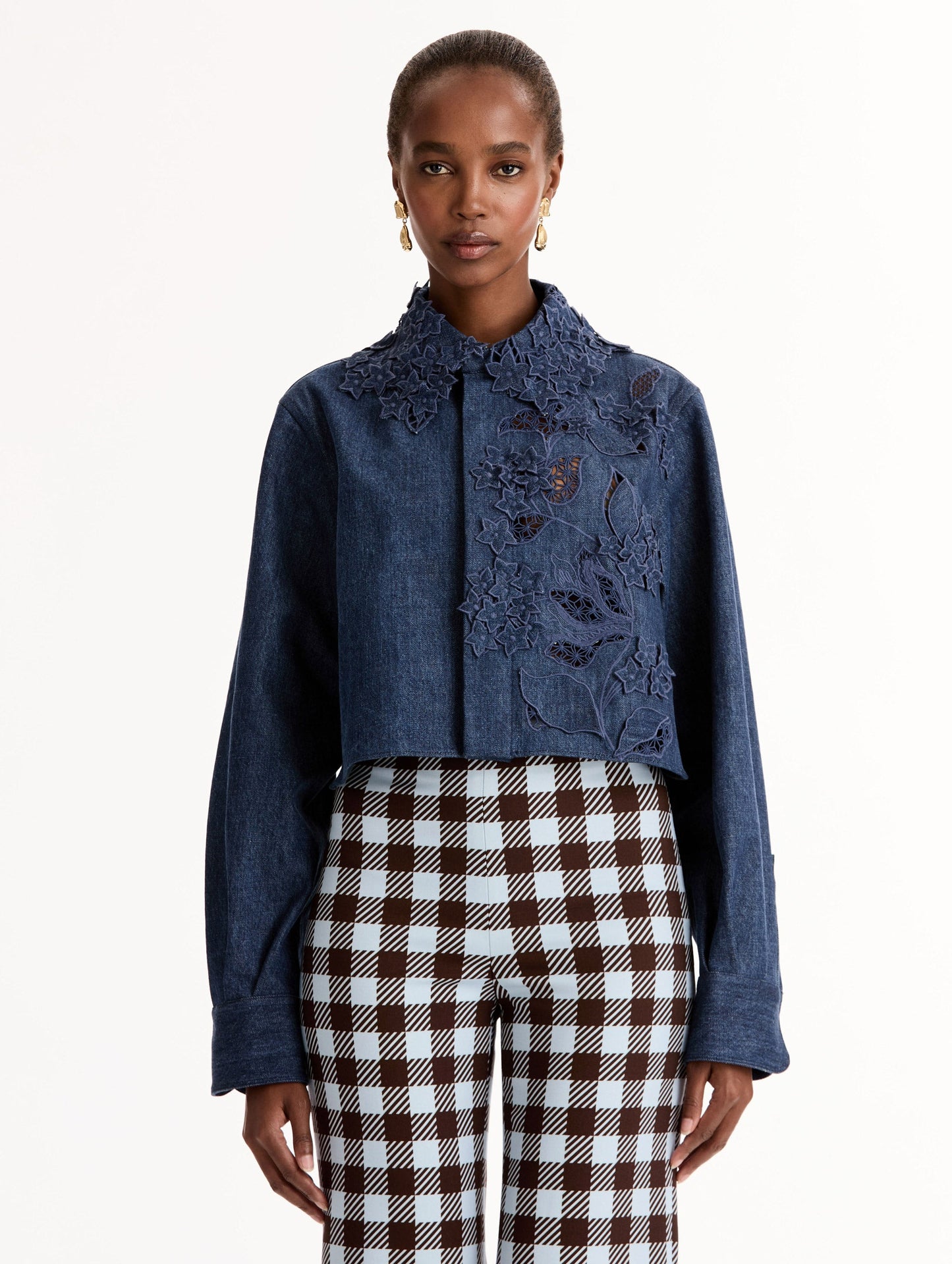Porcelain Flower Cutout Denim Jacket Medium wash / Oscar de la Renta