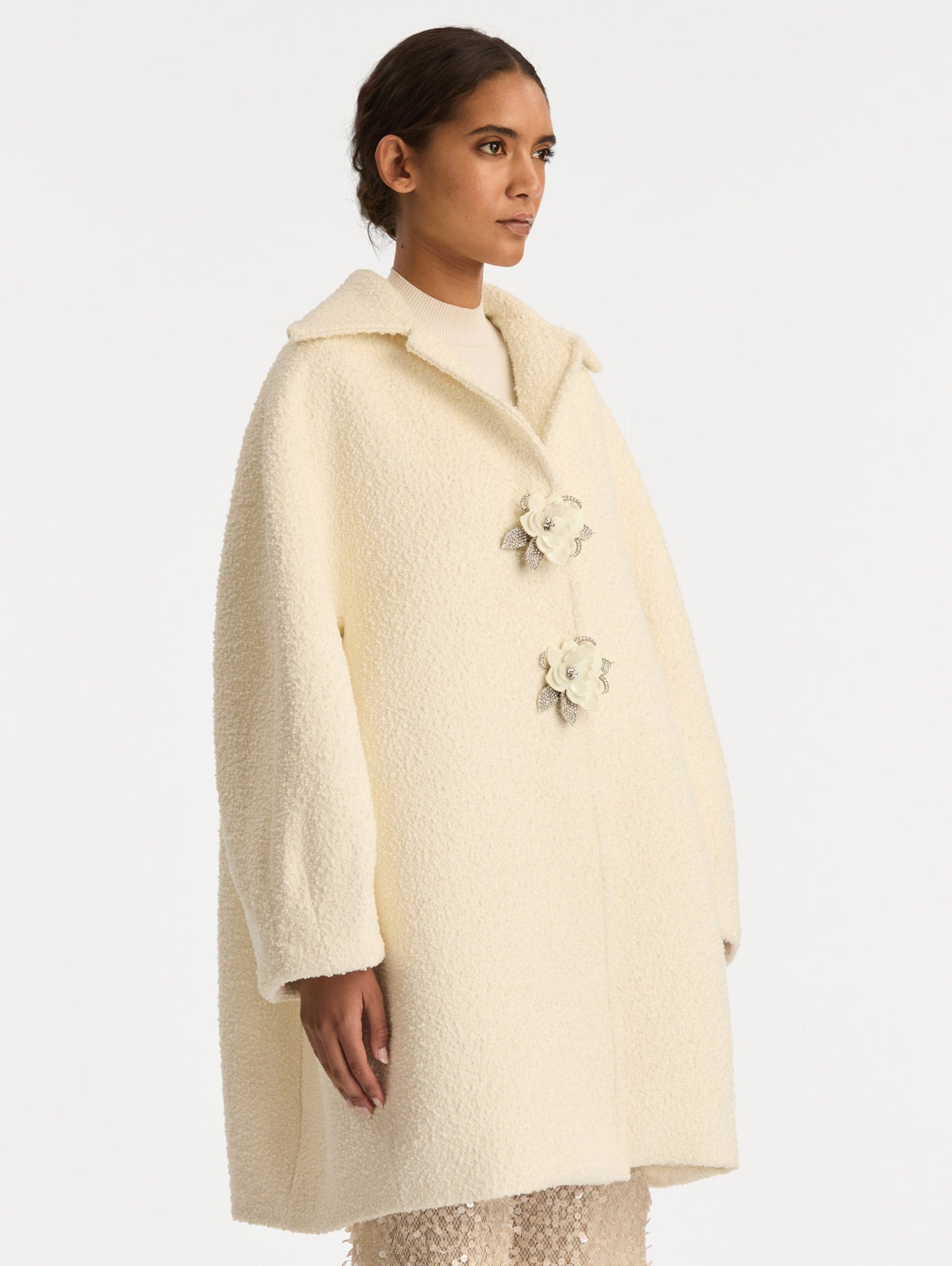 Floral Button Bouclé Tweed Coat Ivory / Oscar de la Renta