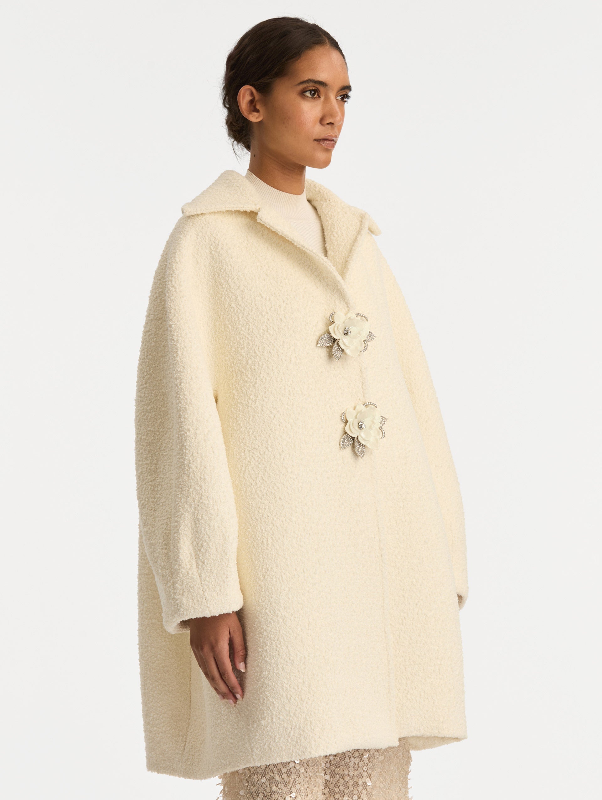 Floral Button Bouclé Tweed Coat Ivory / Oscar de la Renta