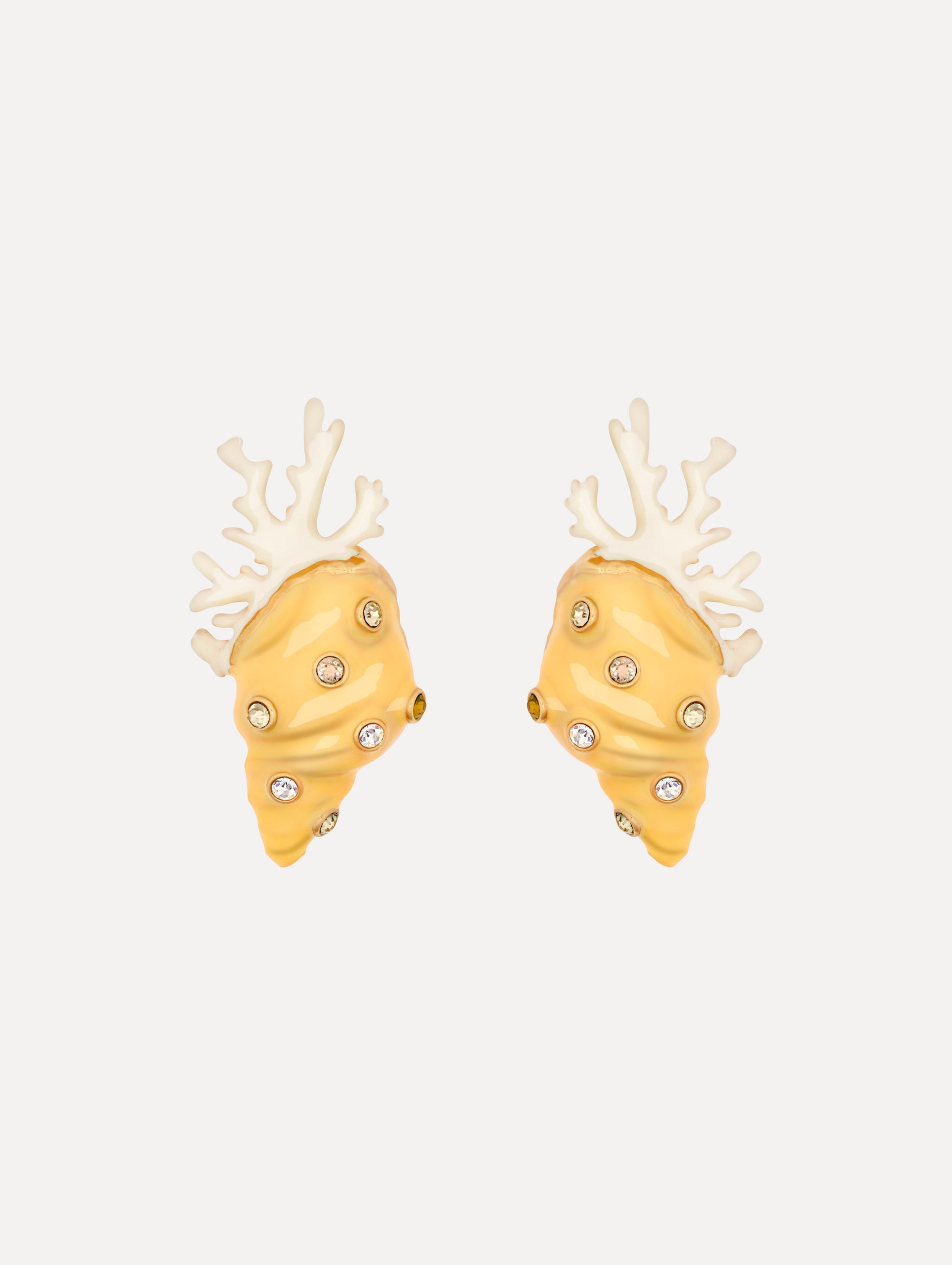 Enamel Seashell and Coral Earrings Banana / Oscar de la Renta