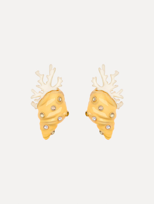 Enamel Seashell and Coral Earrings Banana / Oscar de la Renta