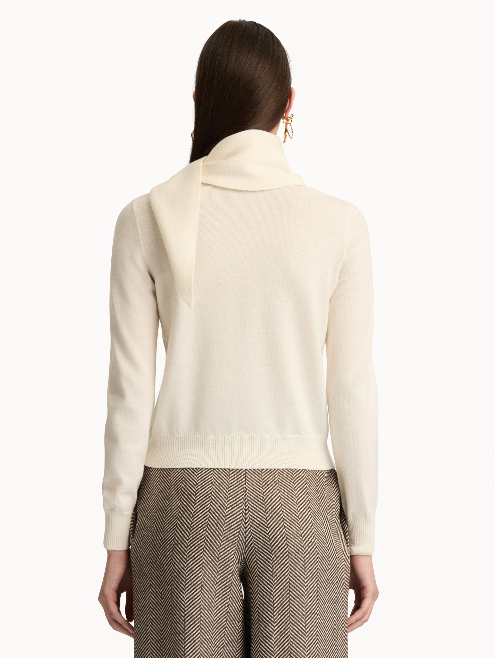 Virgin Wool Pullover with Scarf Ivory / Oscar de la Renta