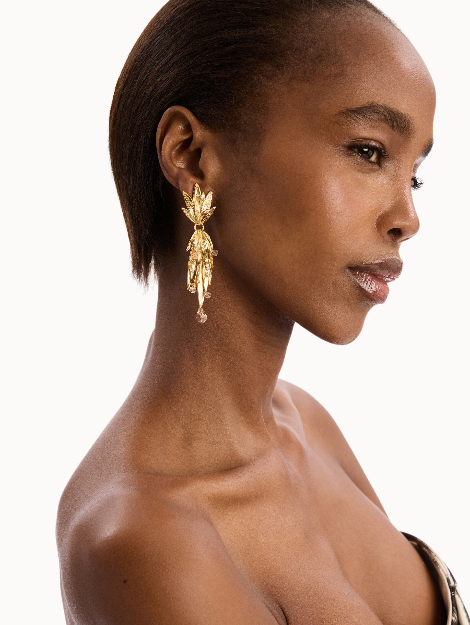 Palm Leaf Earrings Crystal / Oscar de la Renta