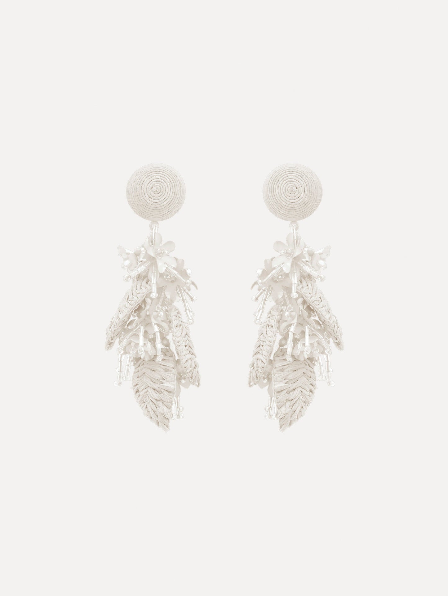 Raffia Tassel Bouquet Clip-On Earrings White / Oscar de la Renta