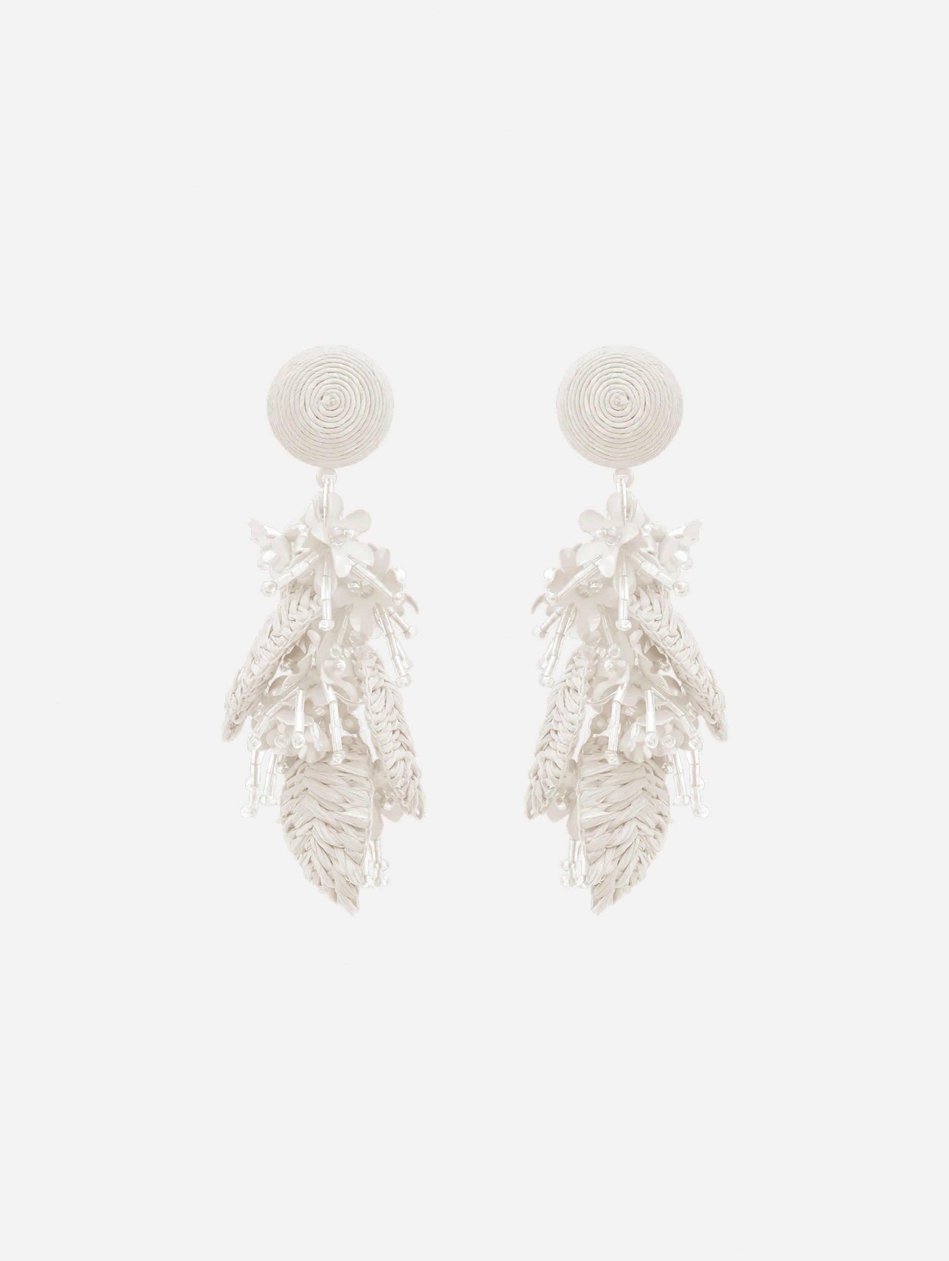 Raffia Tassel Bouquet Clip-On Earrings White / Oscar de la Renta