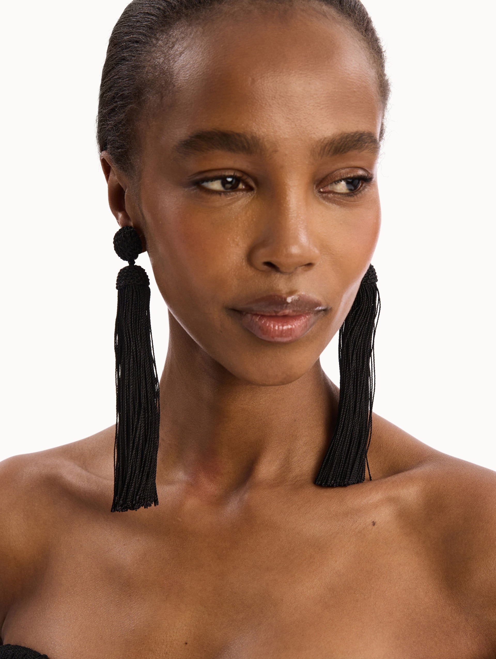 Silk Rope Tassel Clip-On Earrings Black / Oscar de la Renta