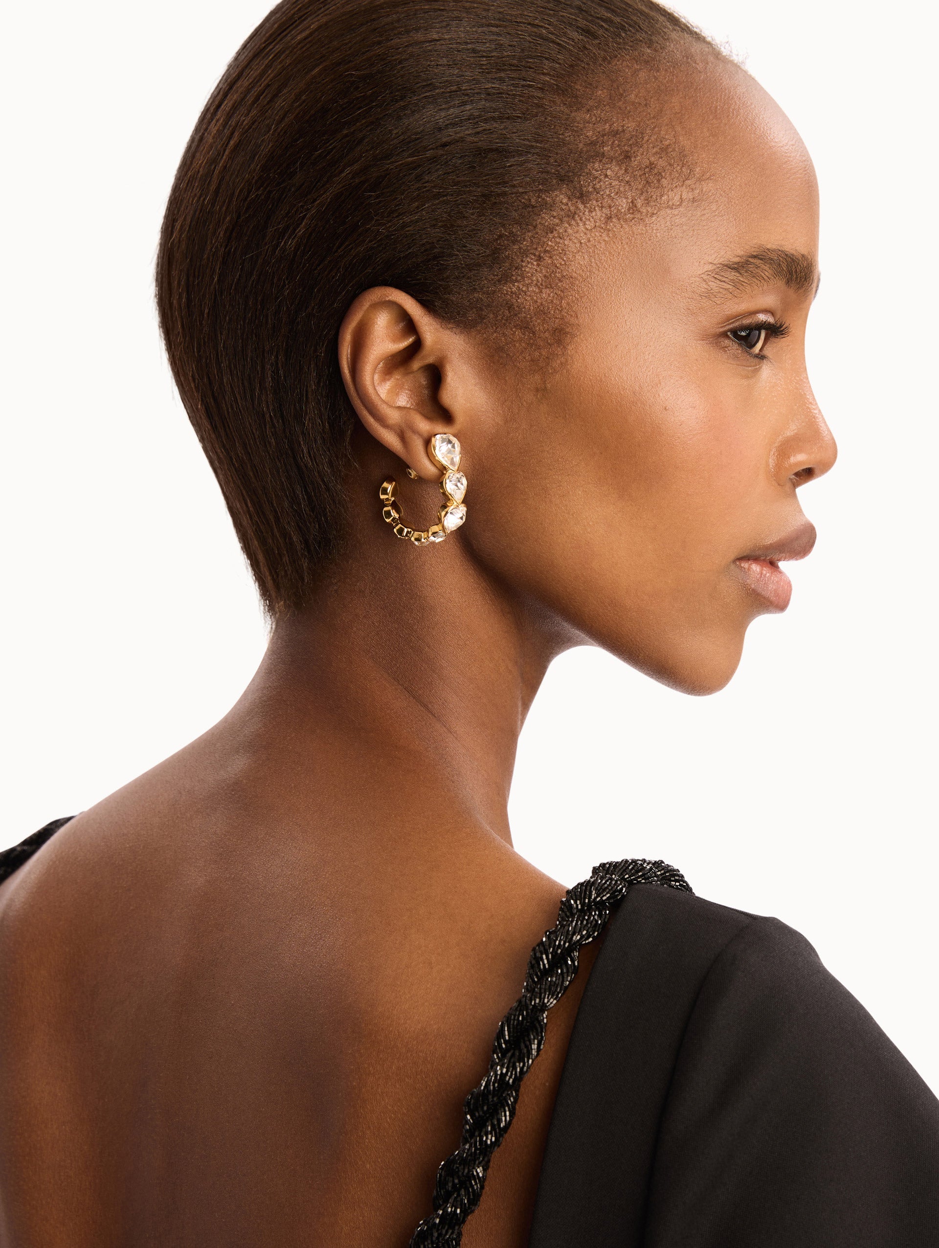 Crystal Heart Hoop Earrings Crystal / Oscar de la Renta