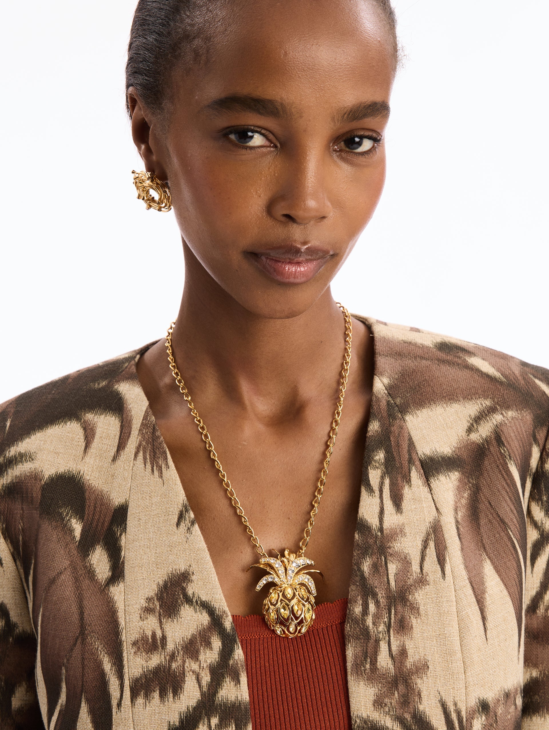 Pineapple Pavé Pendant Necklace Citrine / Oscar de la Renta