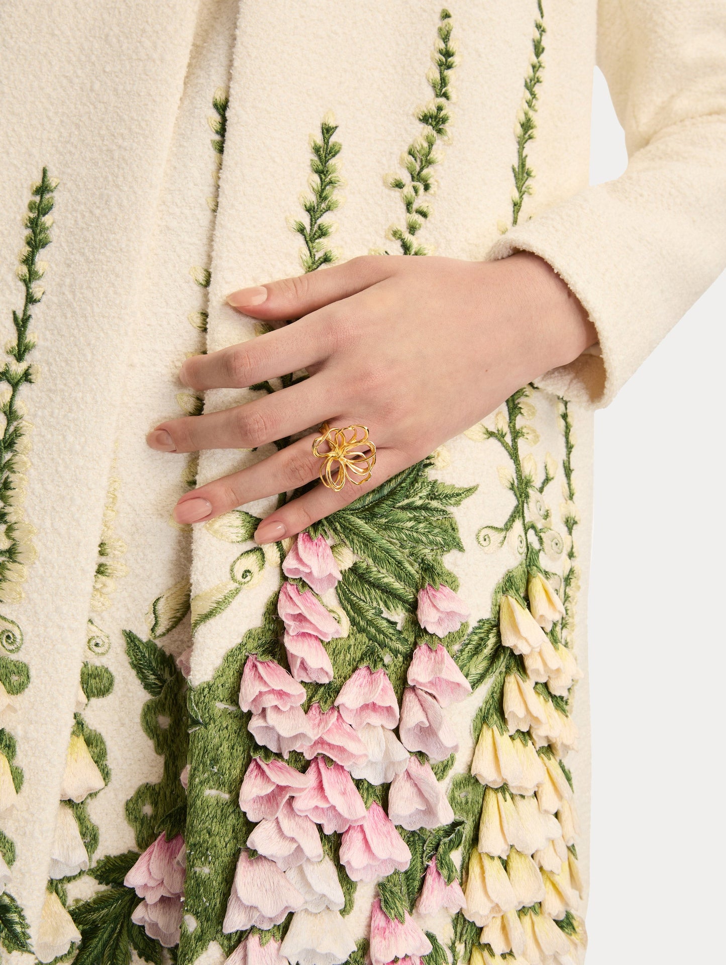 Threaded Flower Ring Gold / Oscar de la Renta