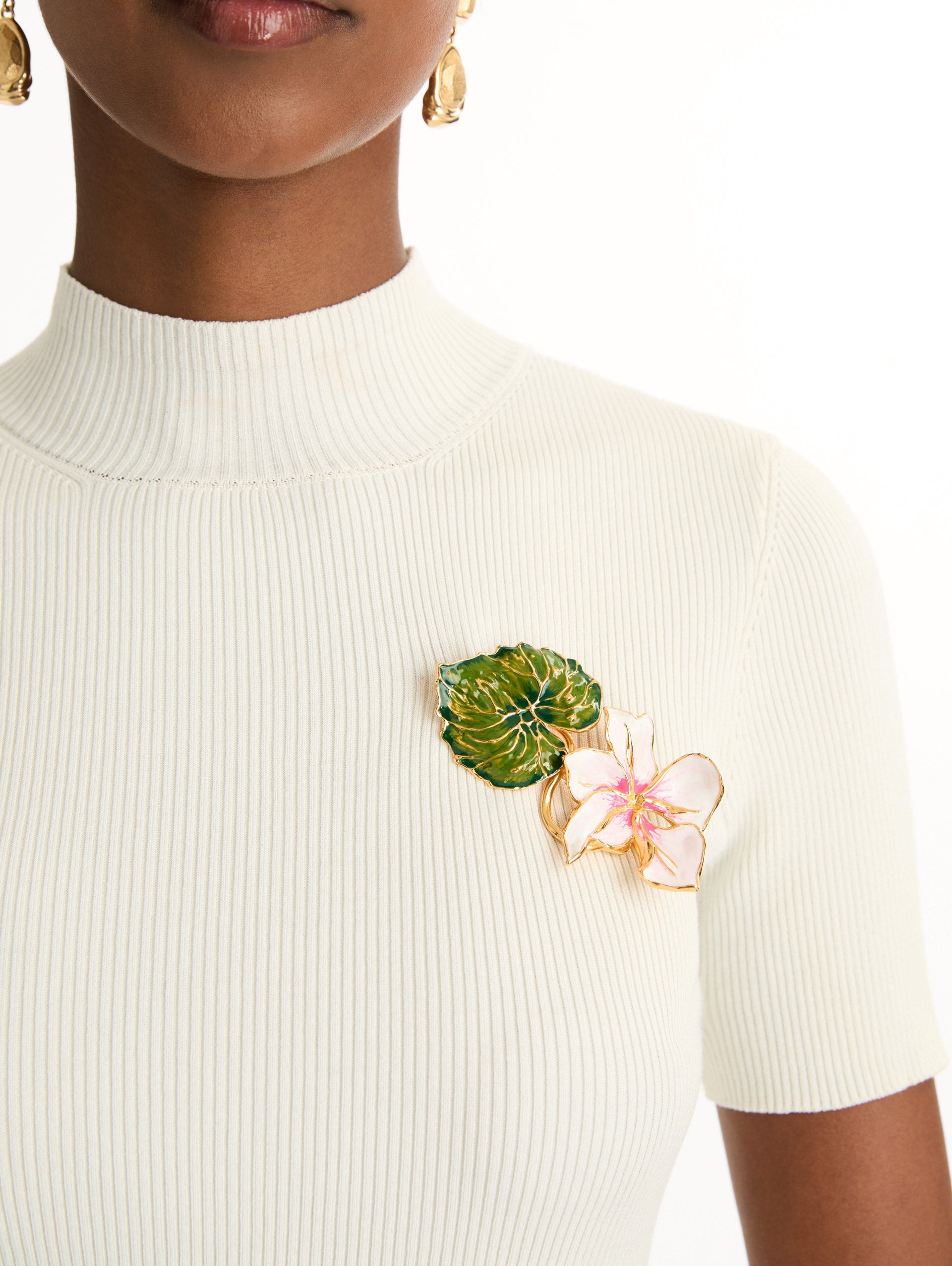 Enamel Cyclamen Brooch Pink / Oscar de la Renta