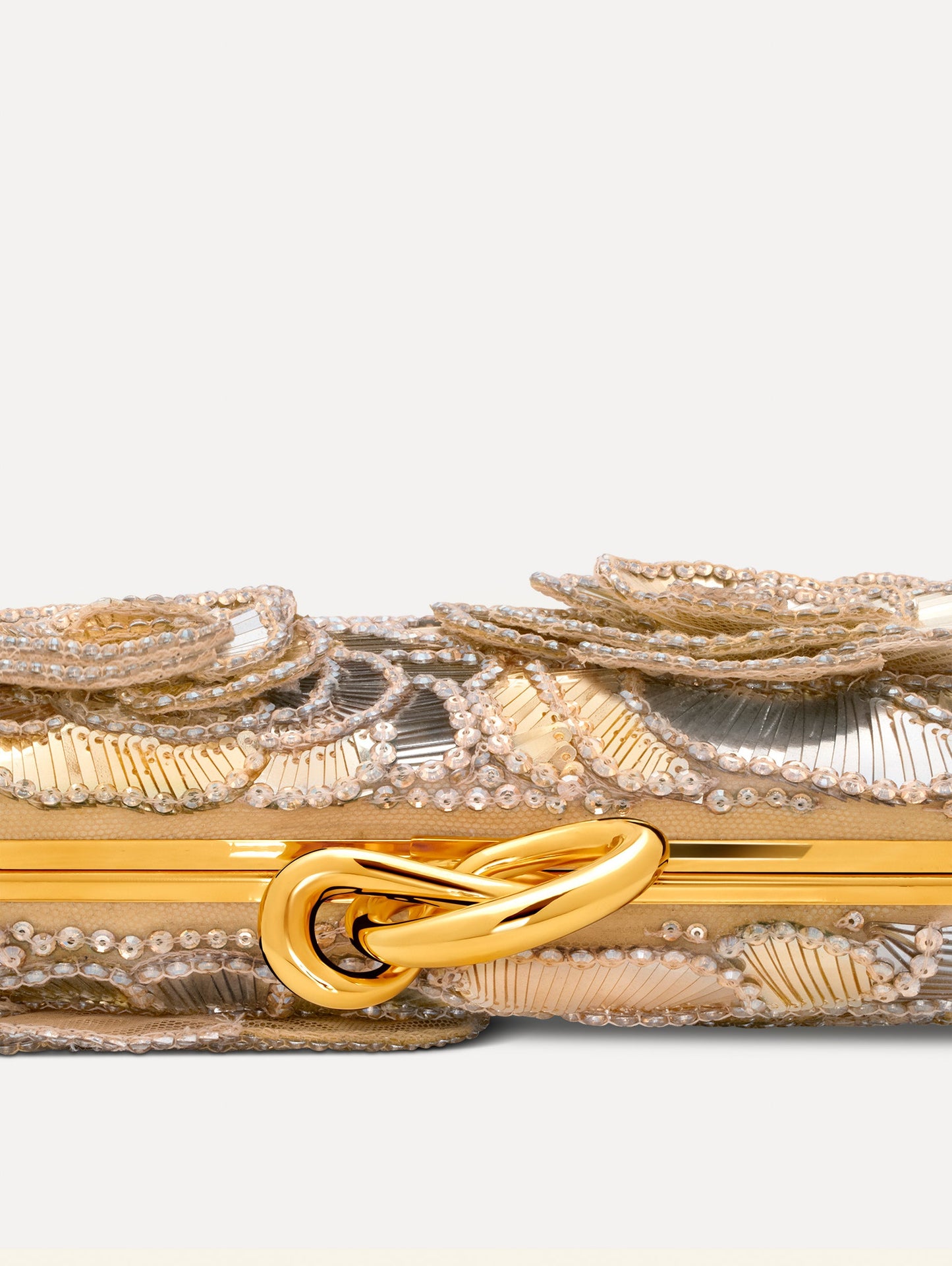 Geometric Sequin Rosette Knot Minaudière Gold / Oscar de la Renta