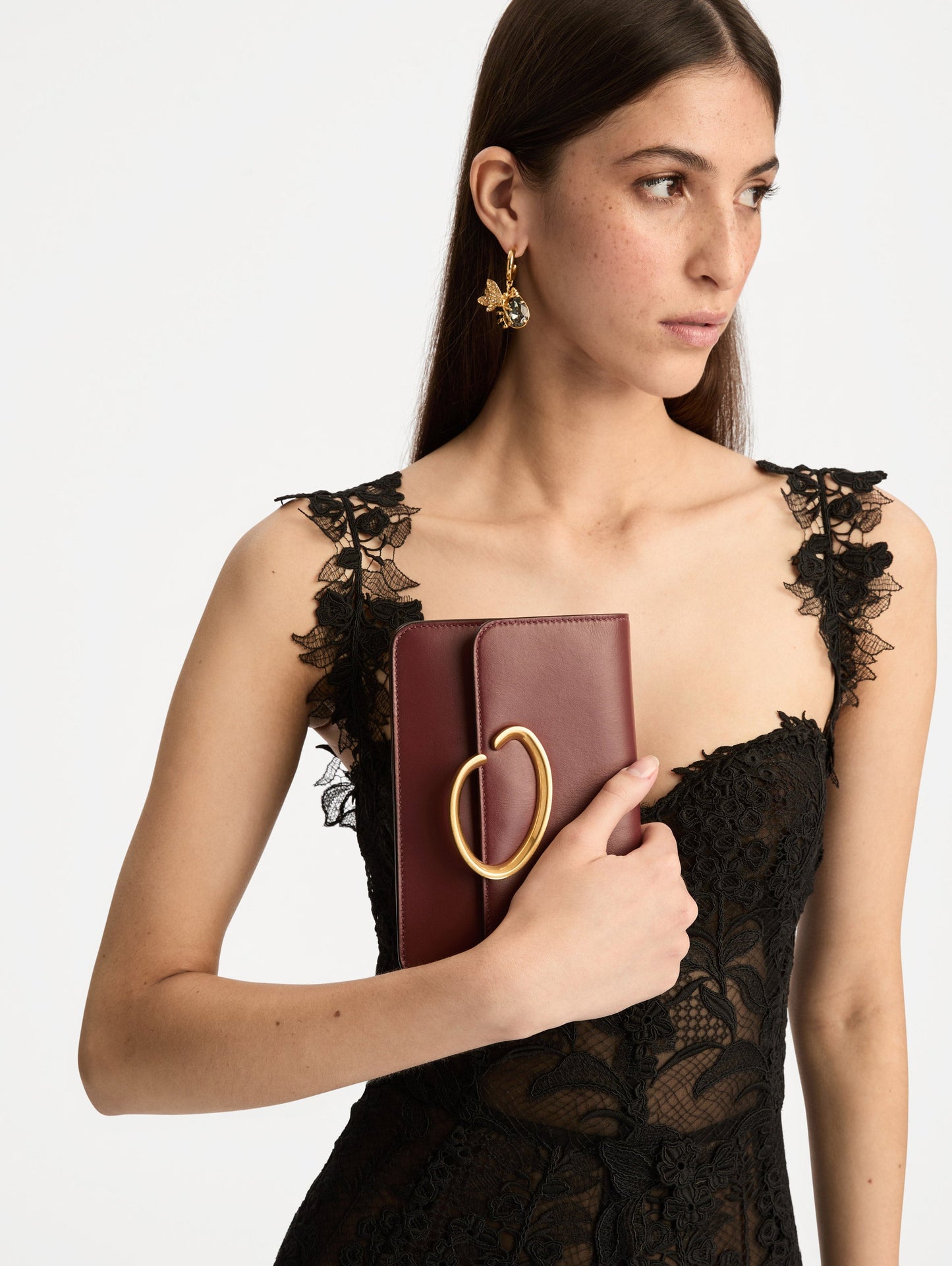 O Pochette Bordeaux / Oscar de la Renta