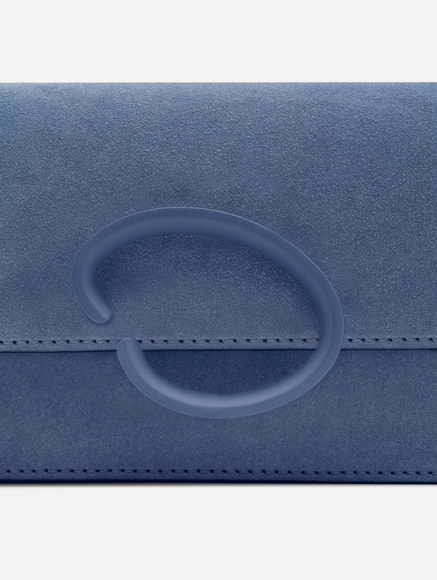 O Pochette in Suede Denim blue / Oscar de la Renta