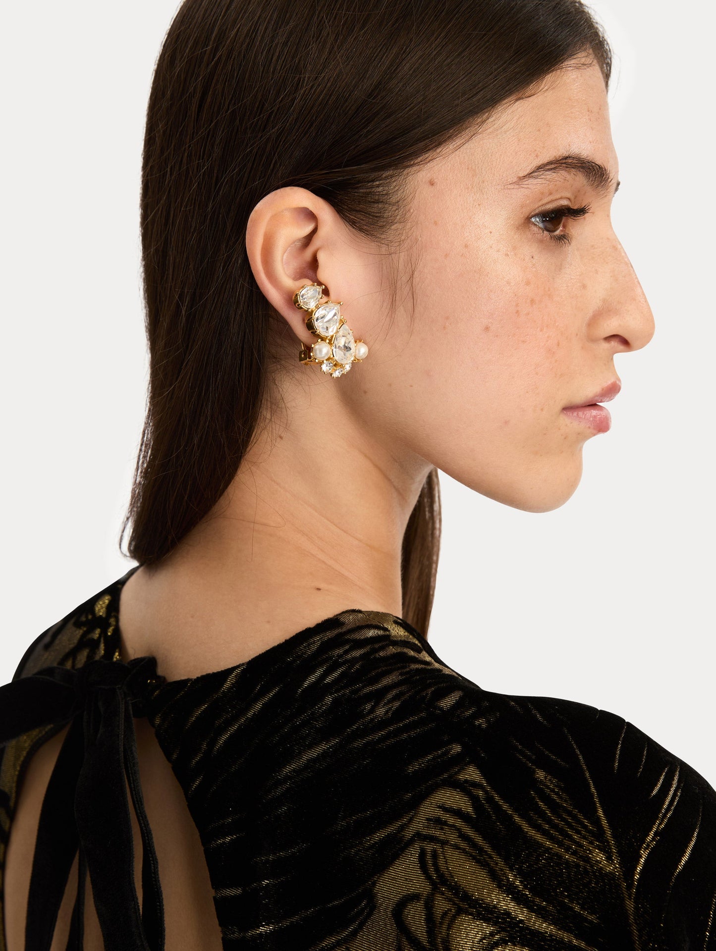 Faceted Crystal Cuff Clip-On Earrings Pearl / Oscar de la Renta