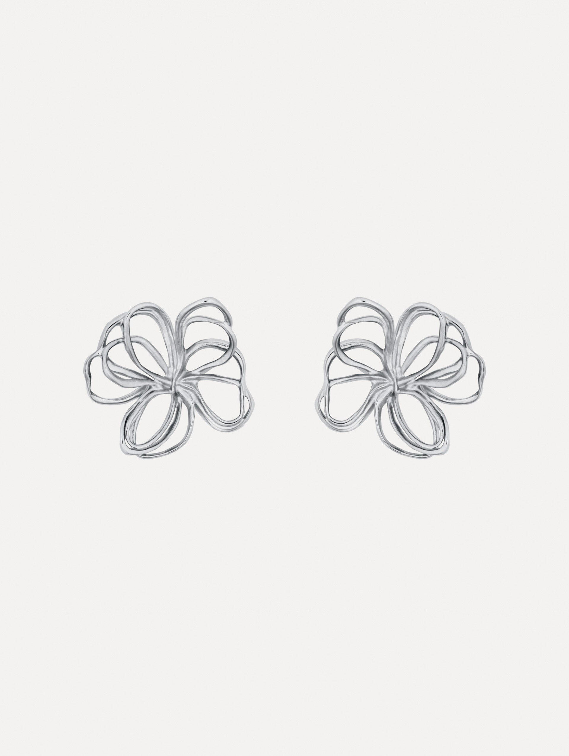 Threaded Flower Earrings Silver / Oscar de la Renta