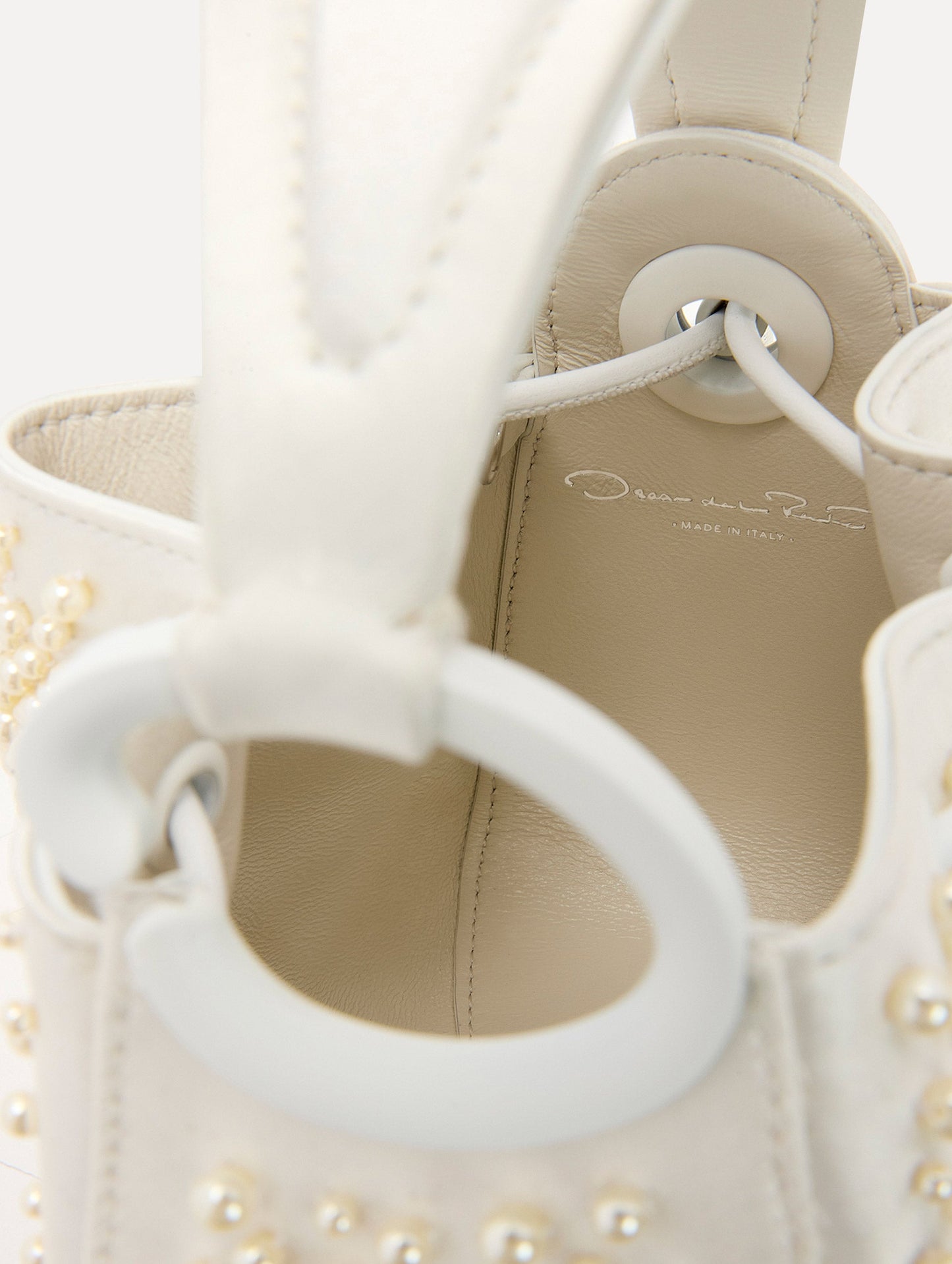 Nano Pearl Embroidered O Handle Bag Pearl / Oscar de la Renta