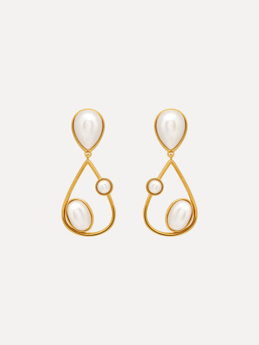 Pearl Cabochon Drop Clip-On Earrings Pearl / Oscar de la Renta