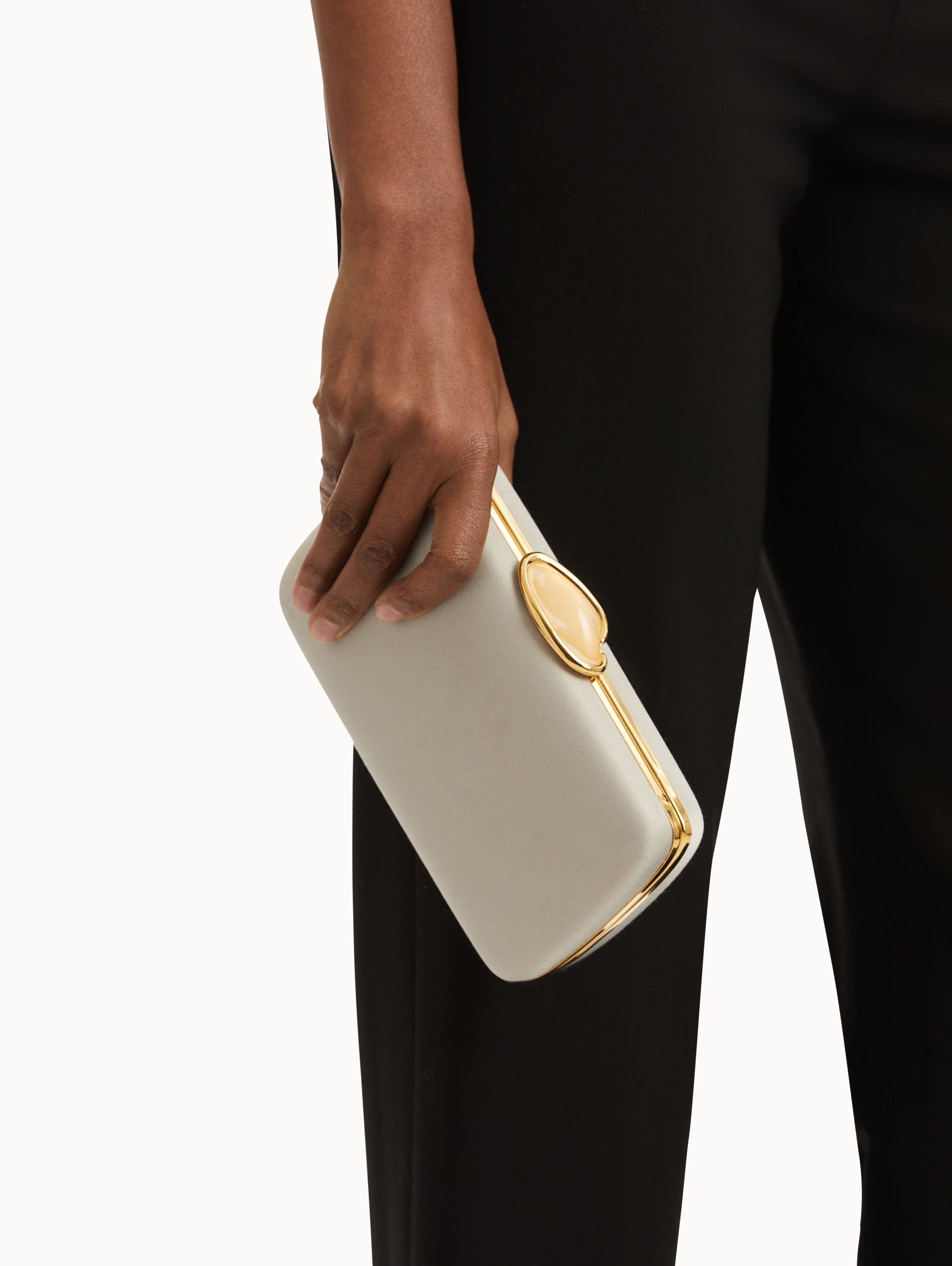 O Satin Minaudière Champagne / Oscar de la Renta