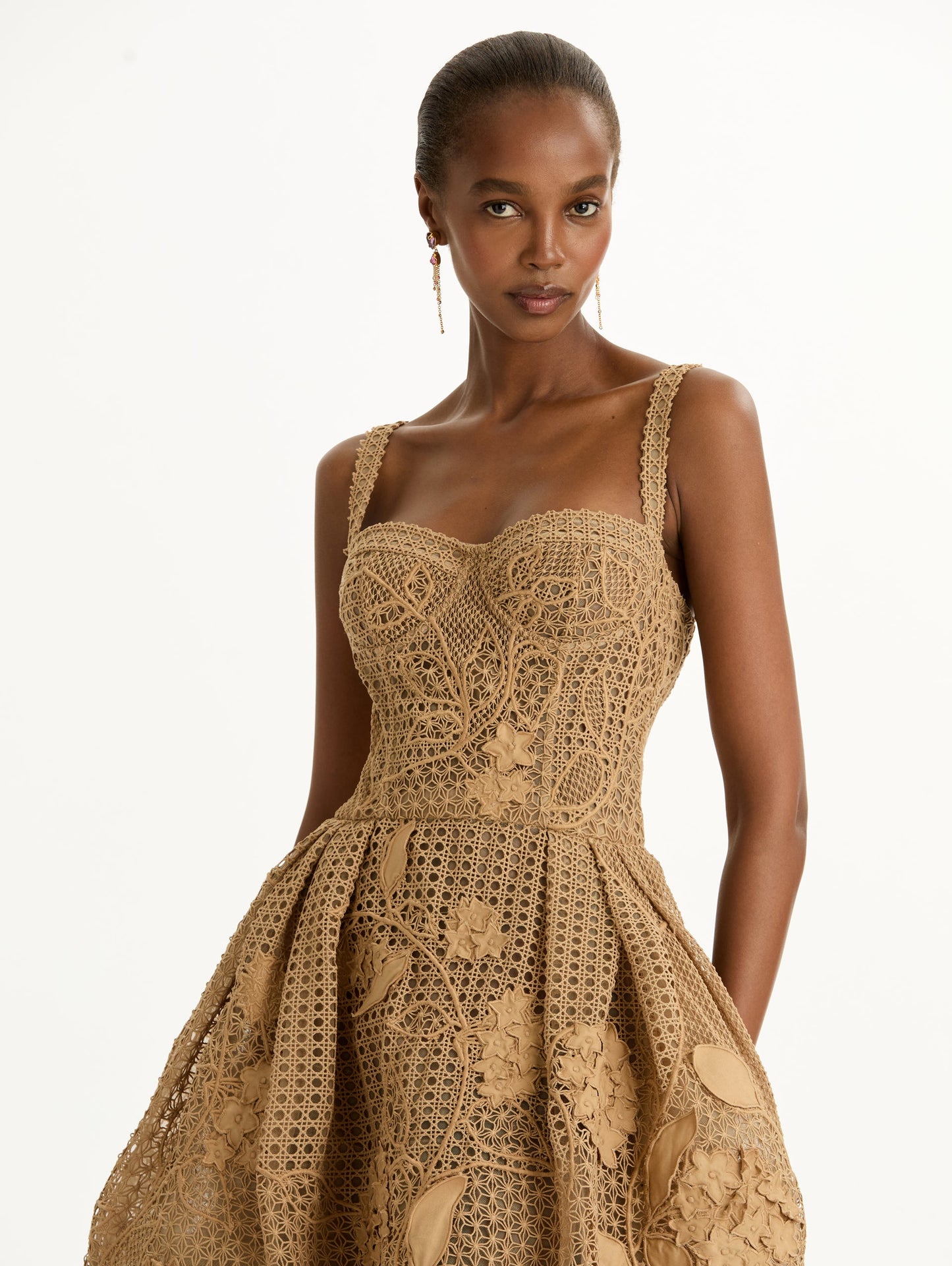 Porcelain Flower Guipure Lattice Cocktail Dress Khaki / Oscar de la Renta