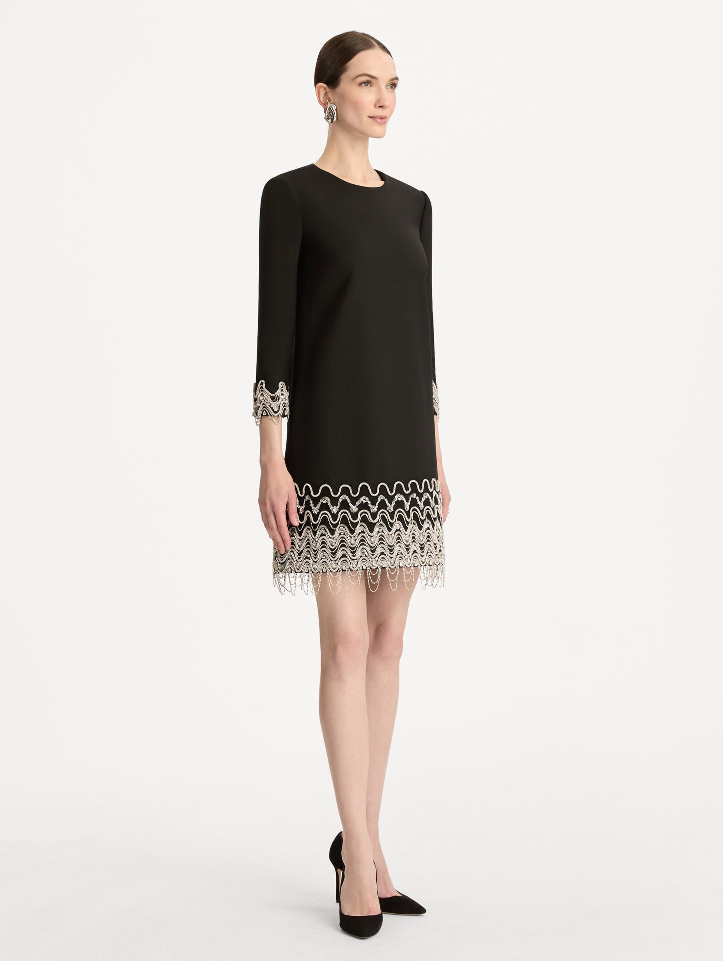 Crystal Wave Embroidered Shift Dress Black / Oscar de la Renta