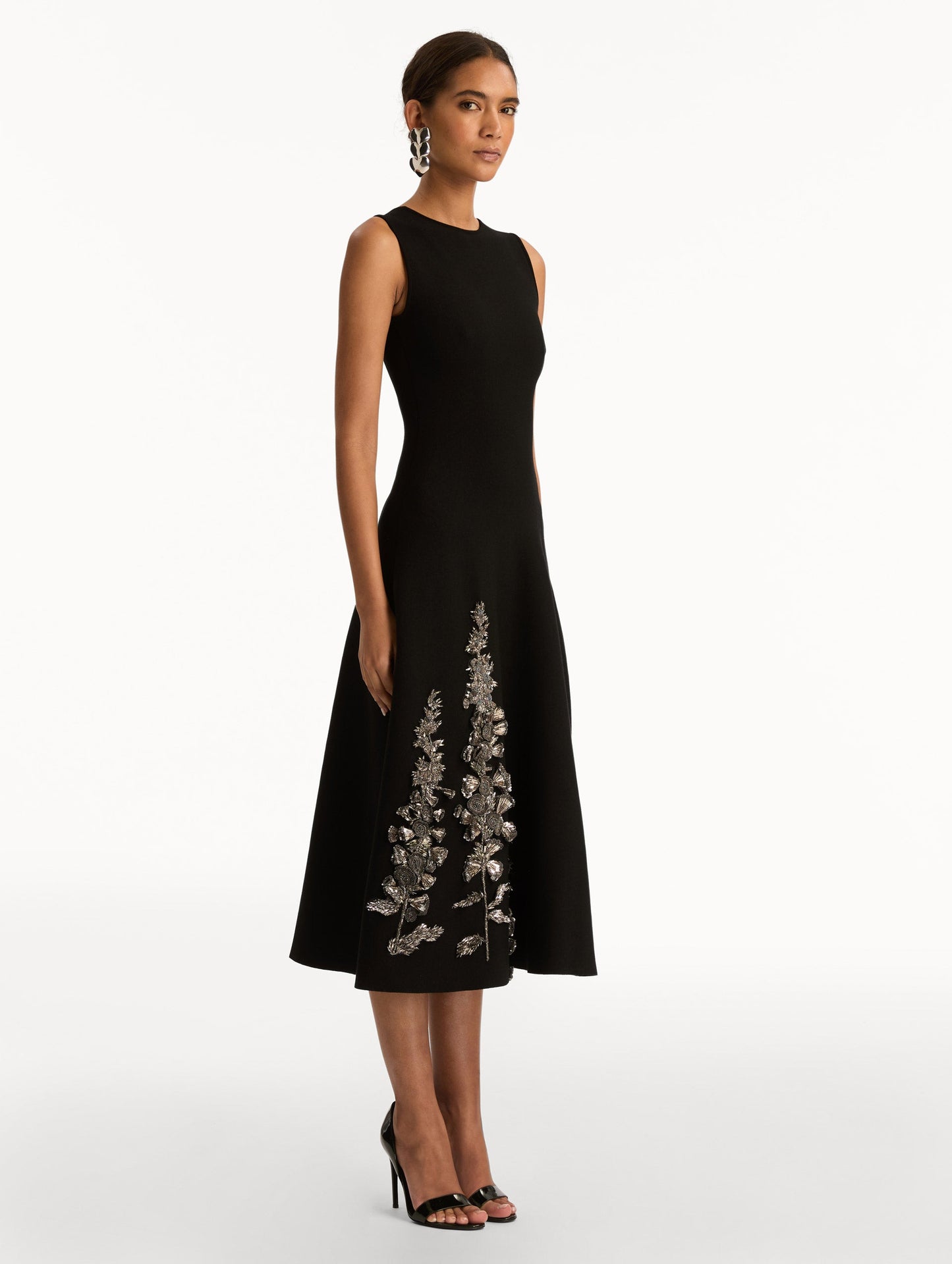 Foxglove Sequin Embroidered Knit Dress Black / Oscar de la Renta