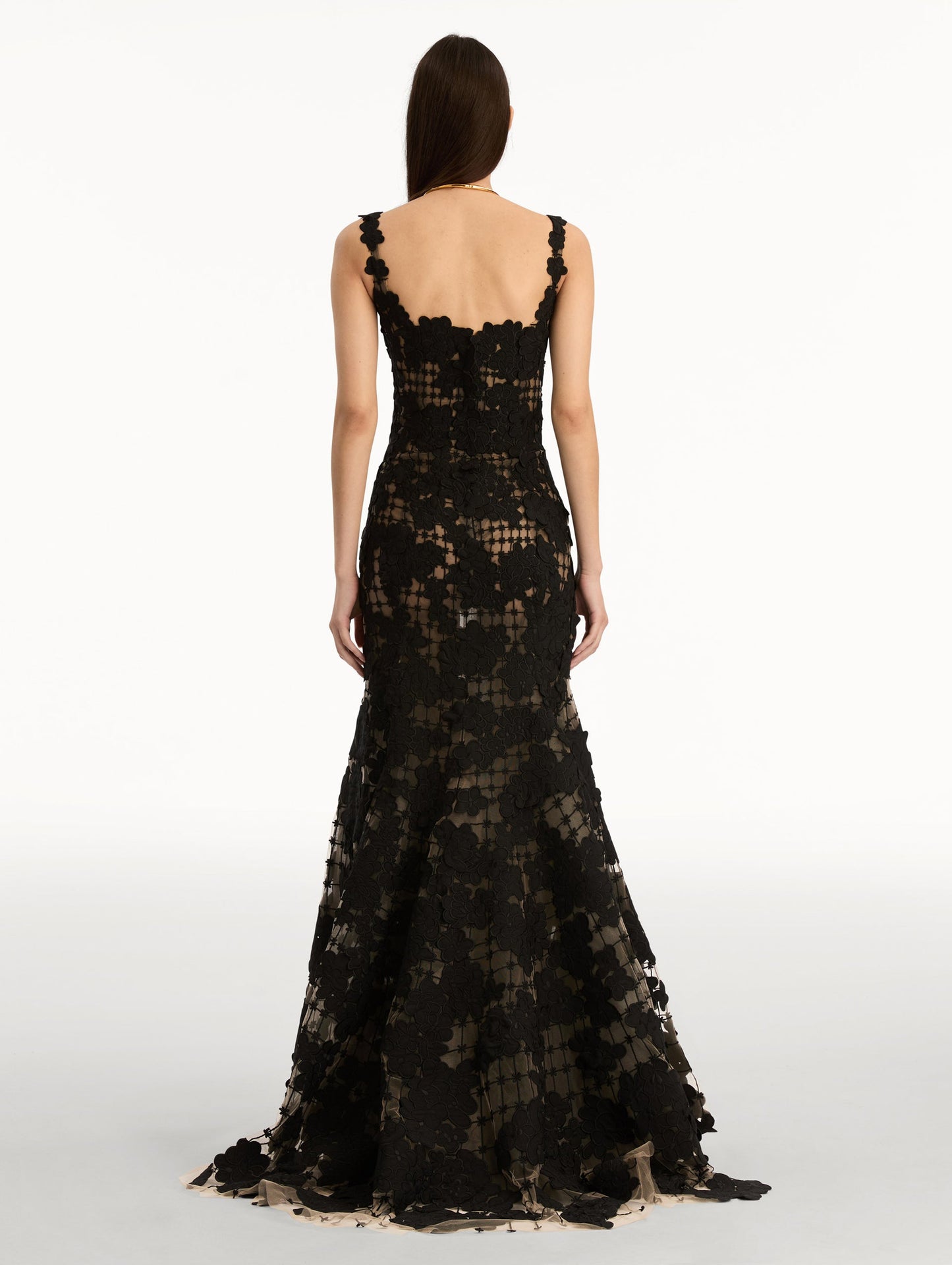 Floral Cutout Threadwork Gown Black / Oscar de la Renta