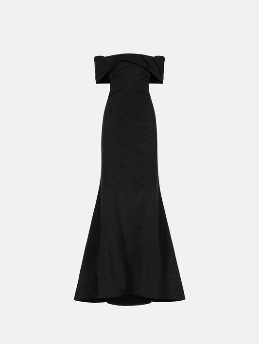 Drape-Detailed Trumpet Gown Black / Oscar de la Renta