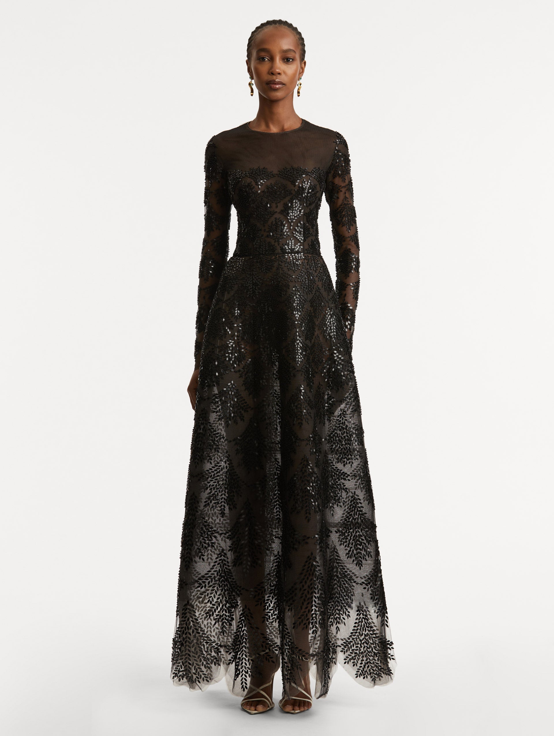 Fern Sequin Embroidered Gown Black / Oscar de la Renta