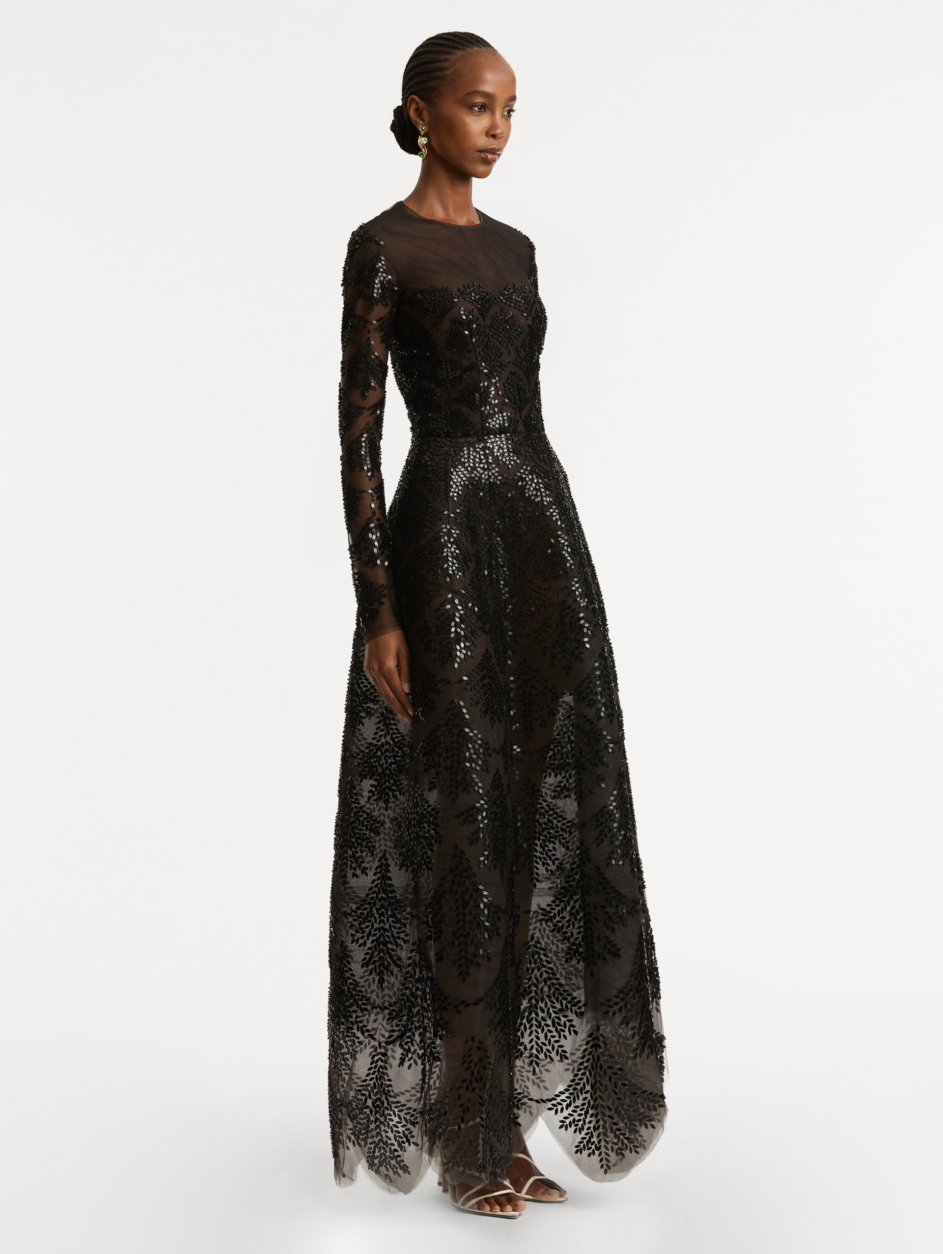 Fern Sequin Embroidered Gown Black / Oscar de la Renta