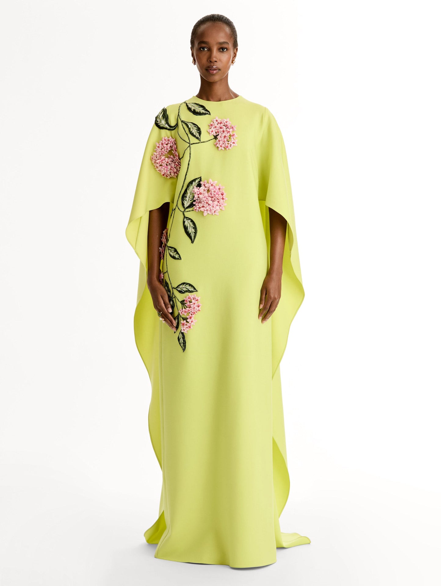 Porcelain Flower Embroidered Caftan Pear / Oscar de la Renta