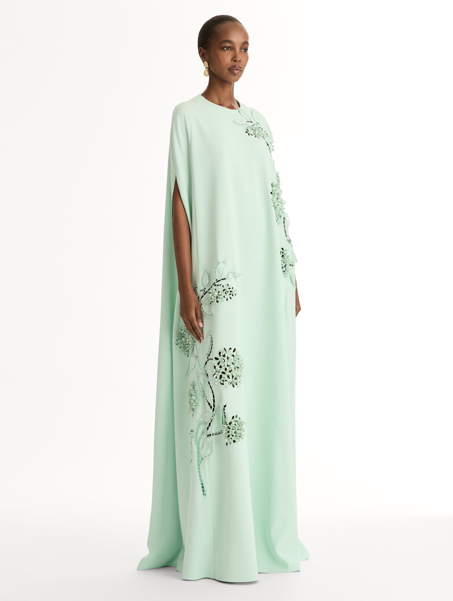 Porcelain Flower Cutout Caftan Frosted mint / Oscar de la Renta