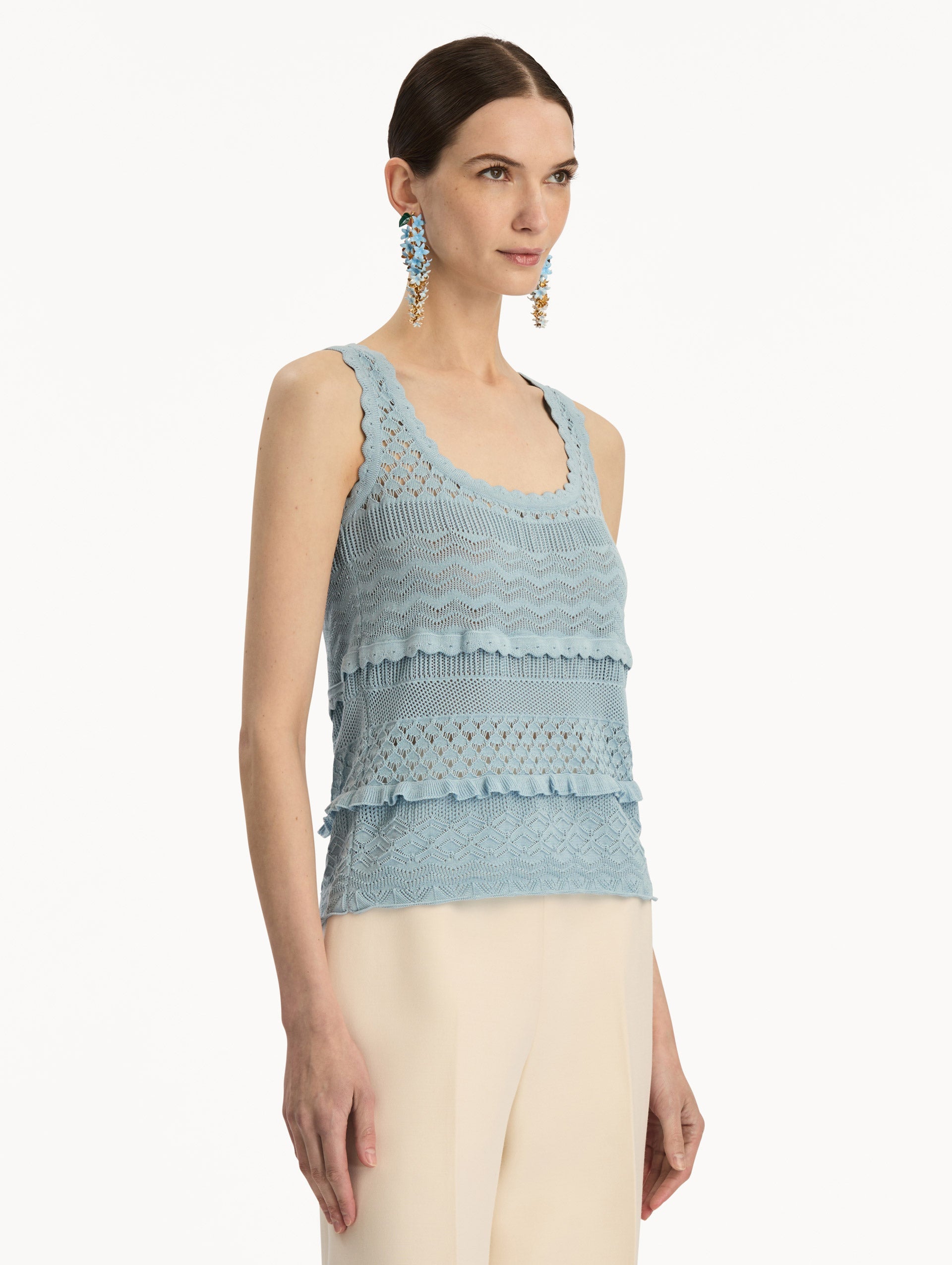 Scallop Trim Tank Sky / Oscar de la Renta
