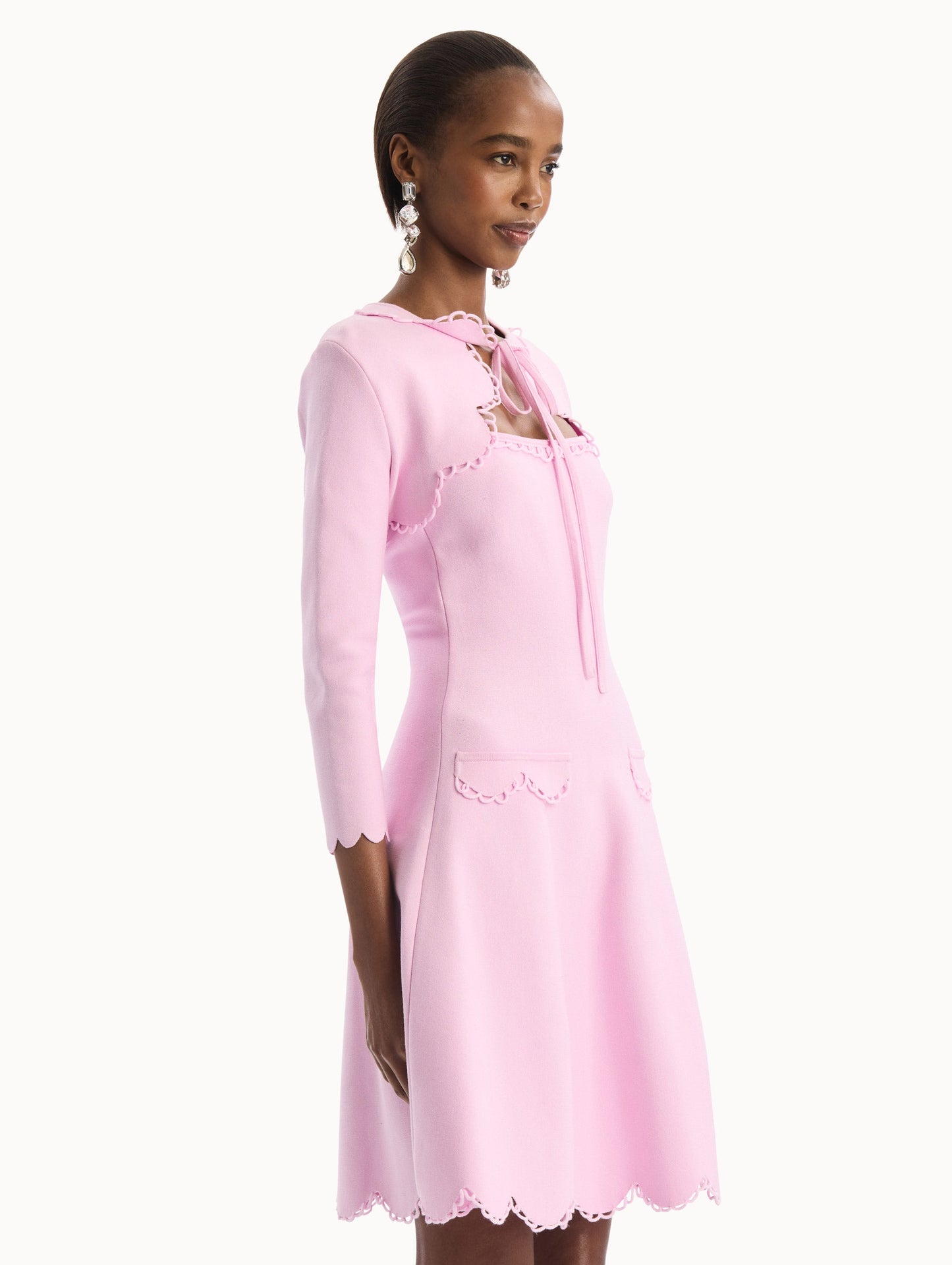 Scallop Trim Knit Bolero Tulip / Oscar de la Renta