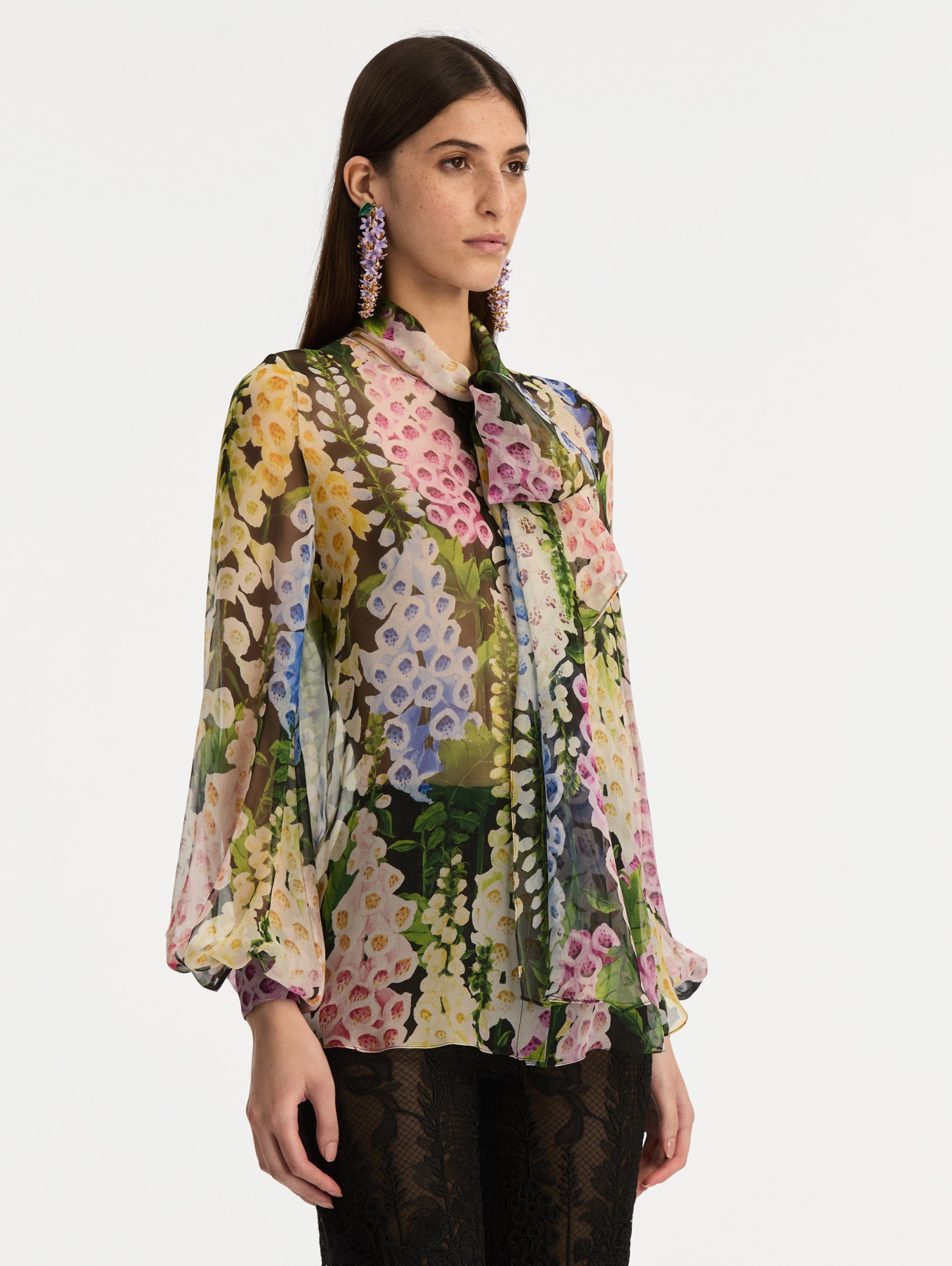 Foxglove Tie-Neck Chiffon Blouse Black multi / Oscar de la Renta